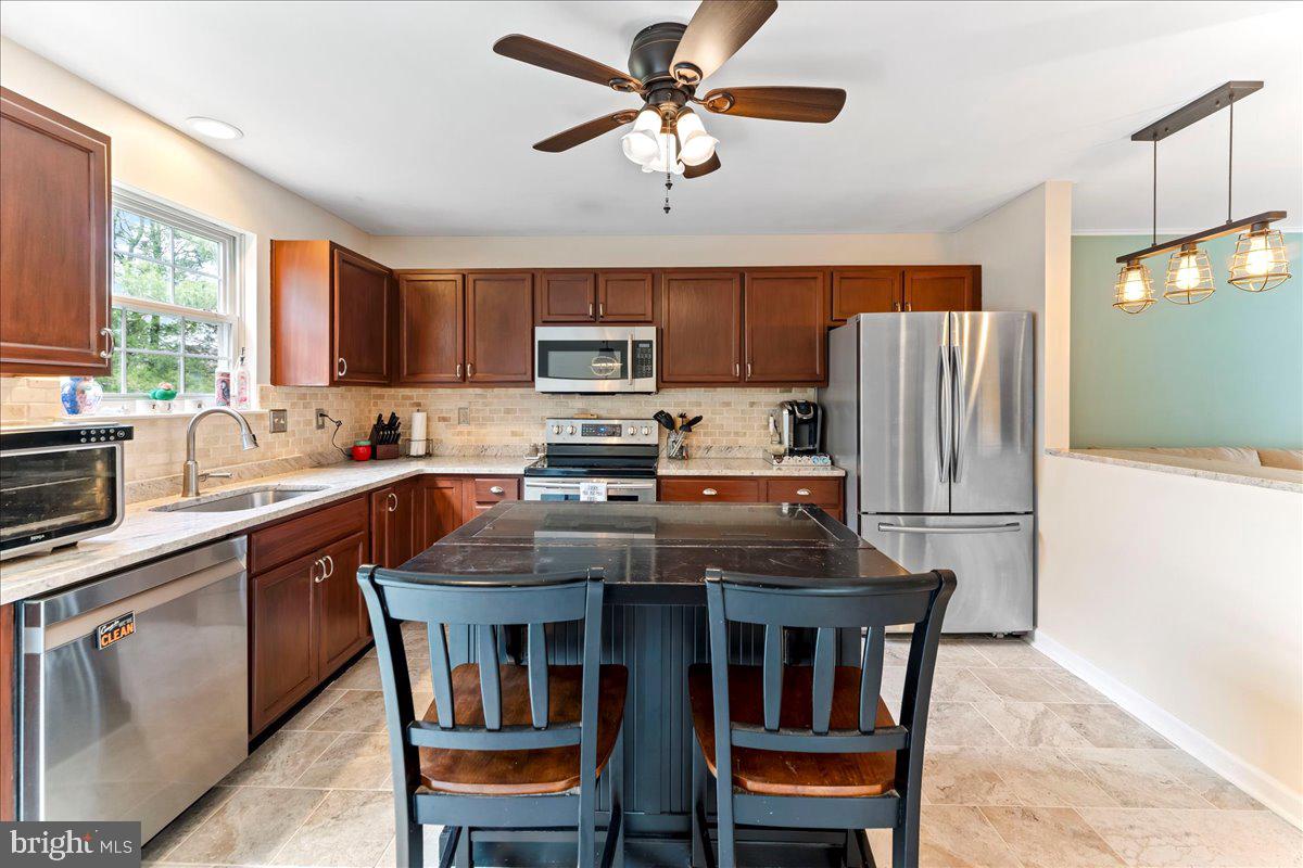 SPRING BROOK VILLAGE - Residential