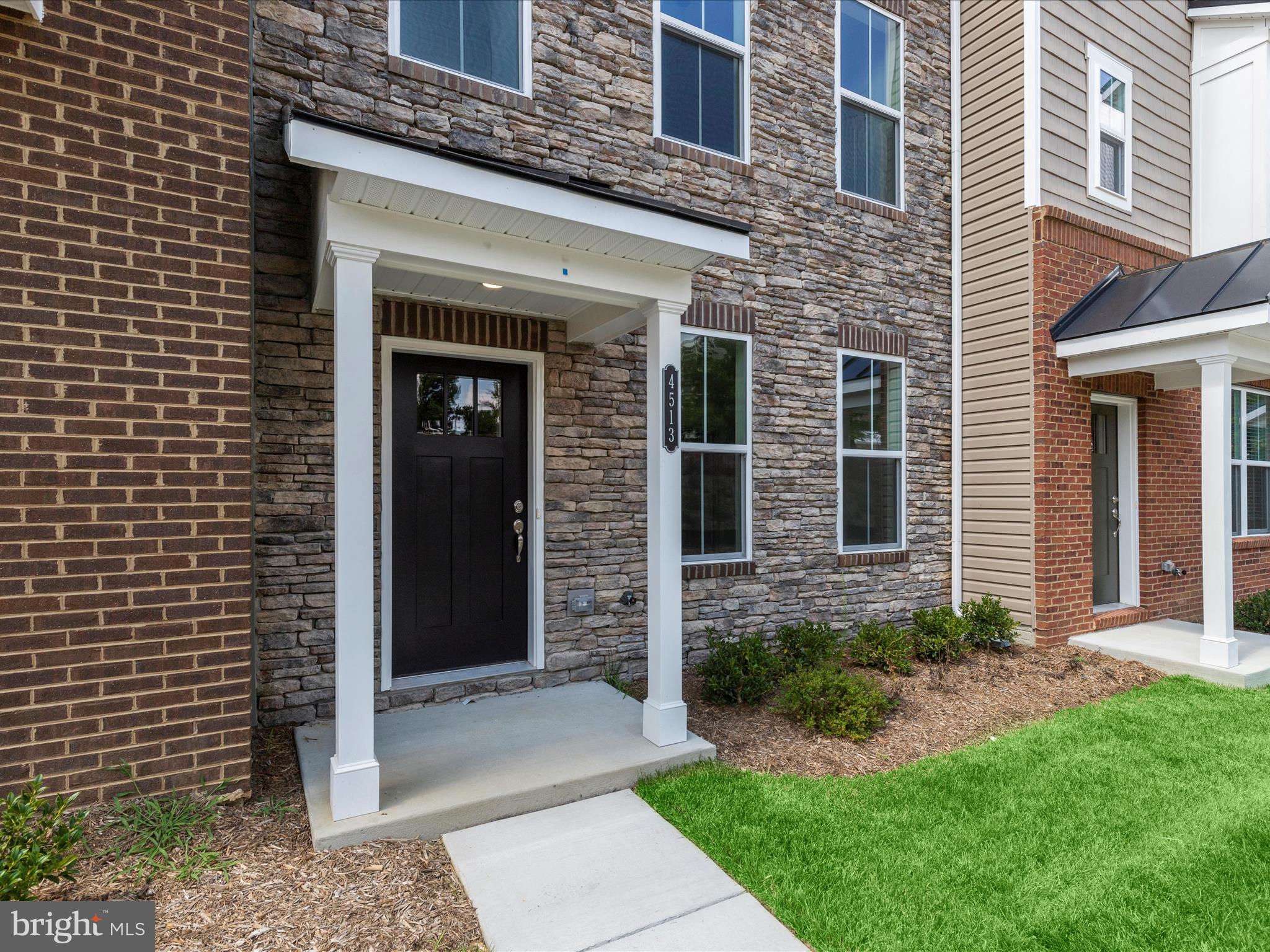 LONG GATE - Residential Lease