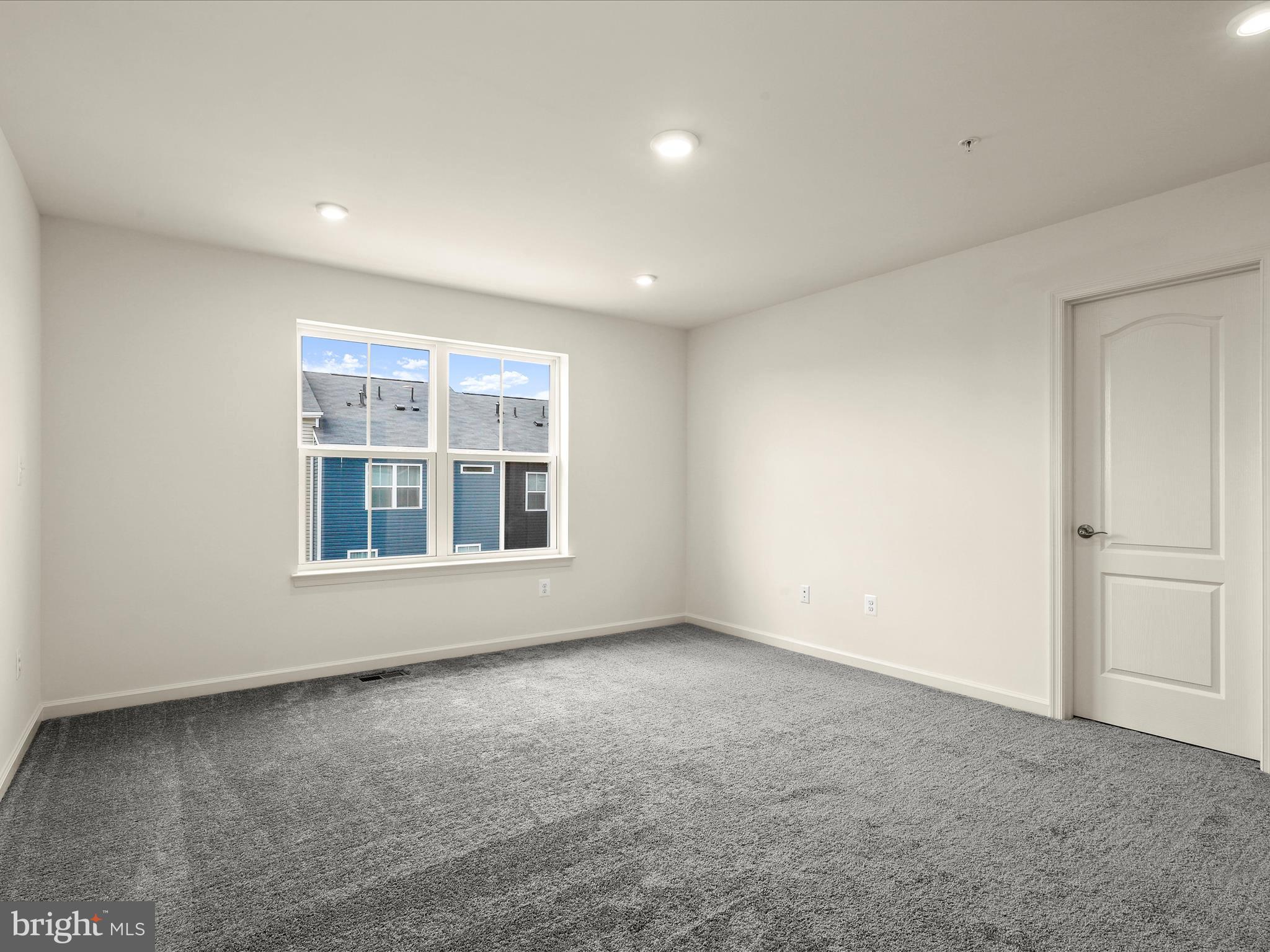 LONG GATE - Residential Lease