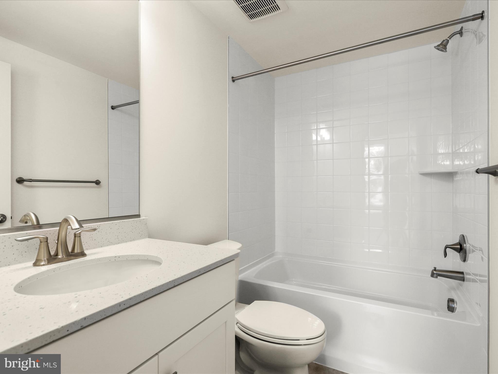 LONG GATE - Residential Lease