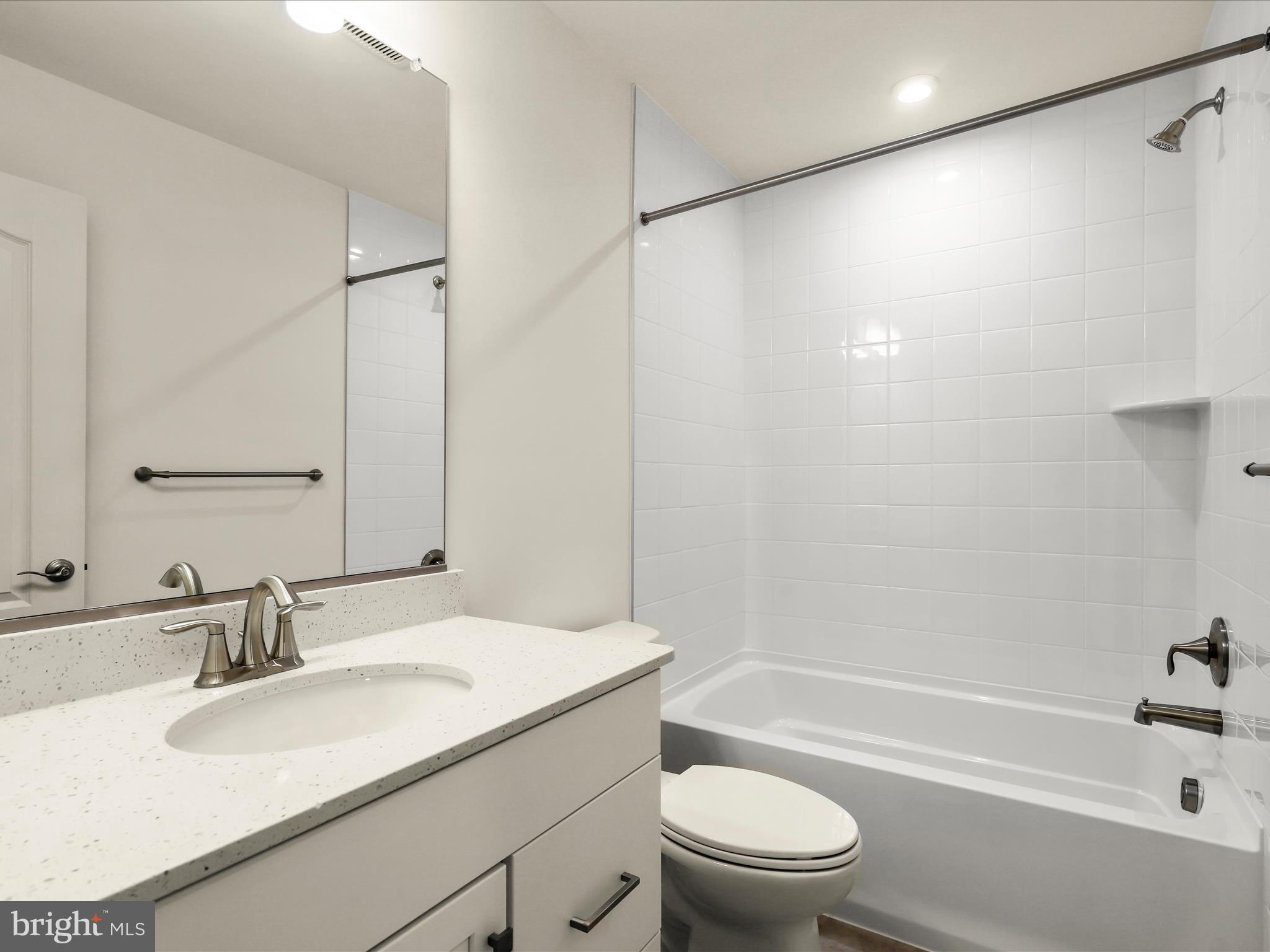 LONG GATE - Residential Lease