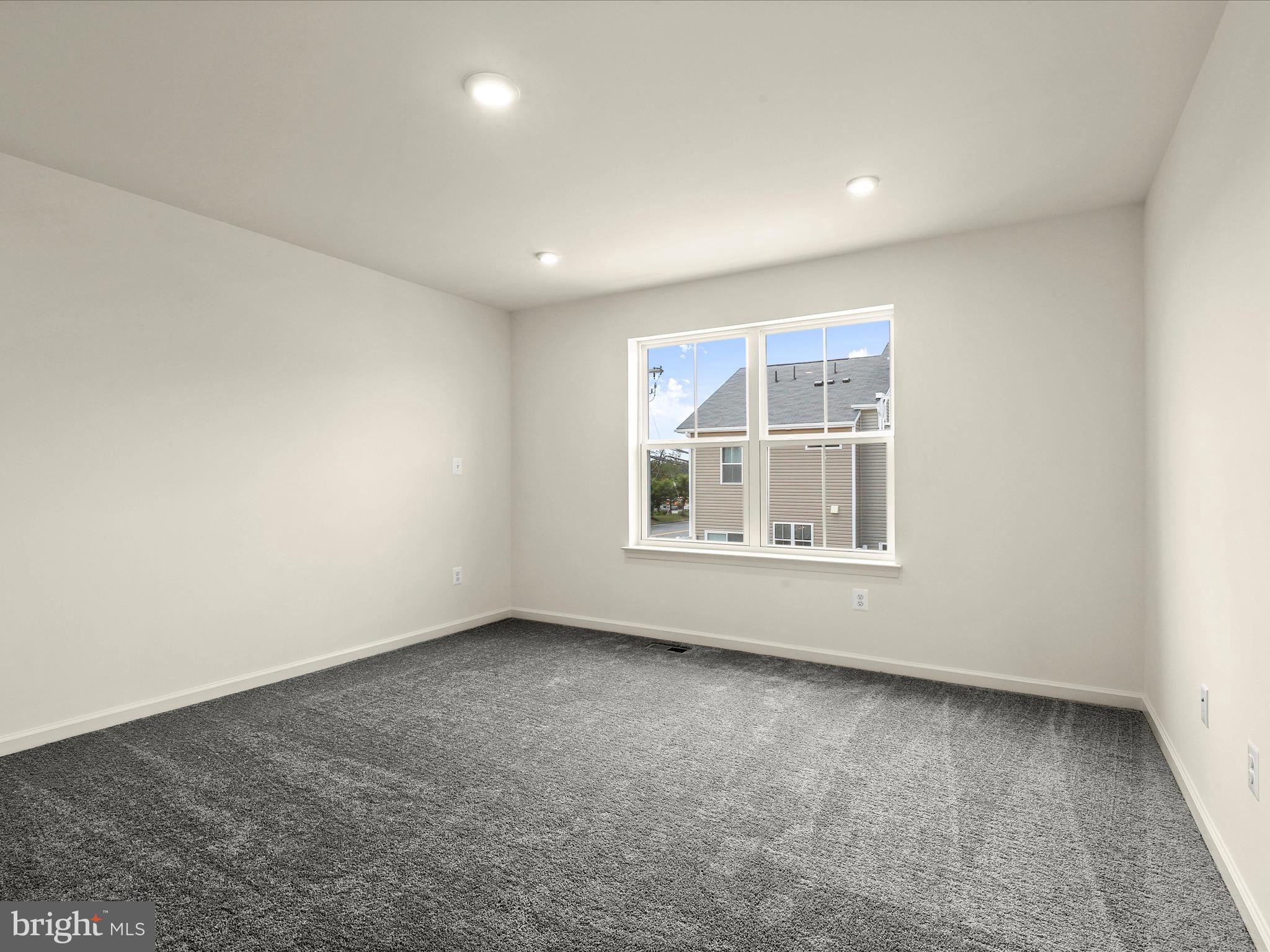 LONG GATE - Residential Lease