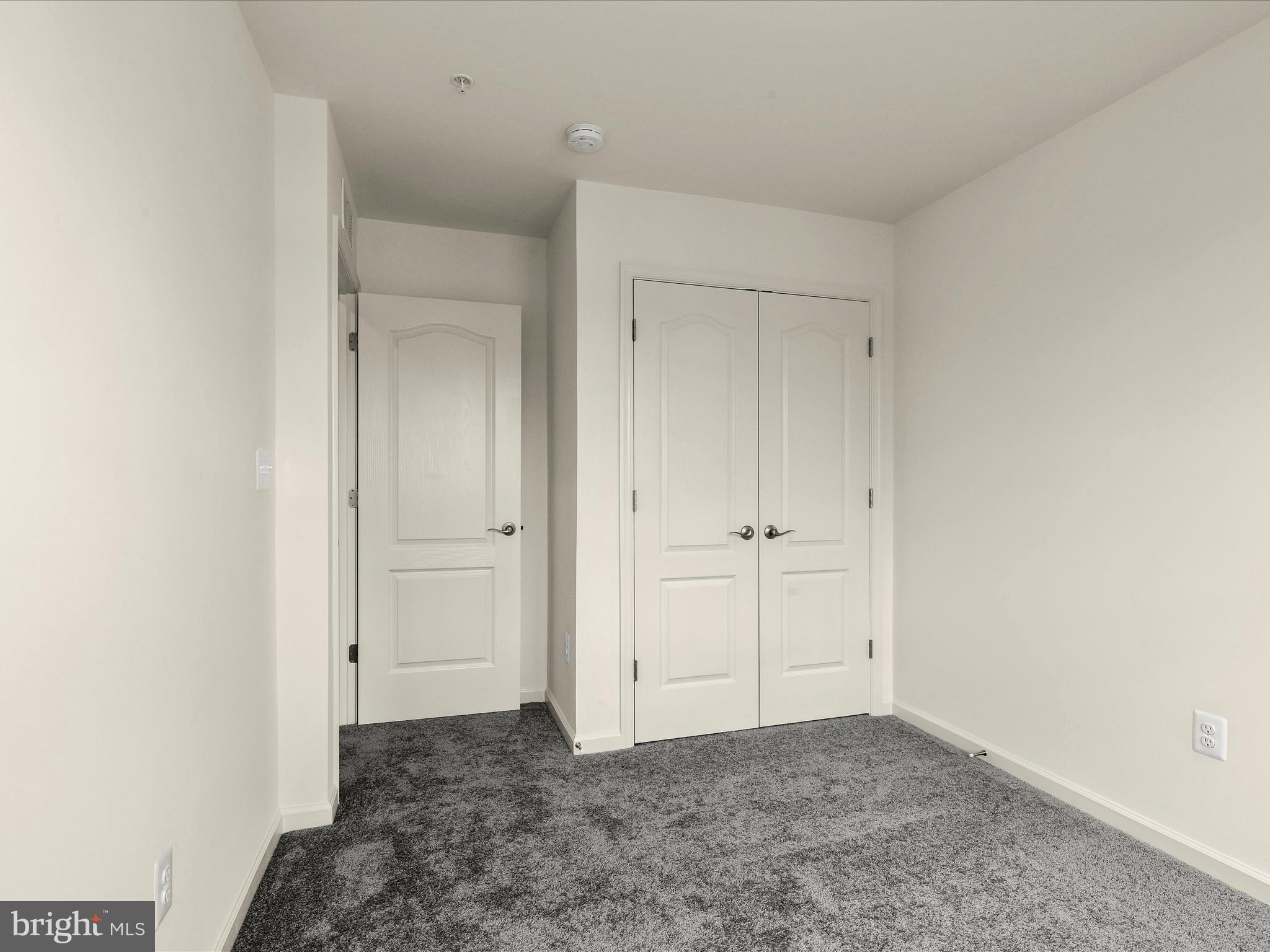 LONG GATE - Residential Lease