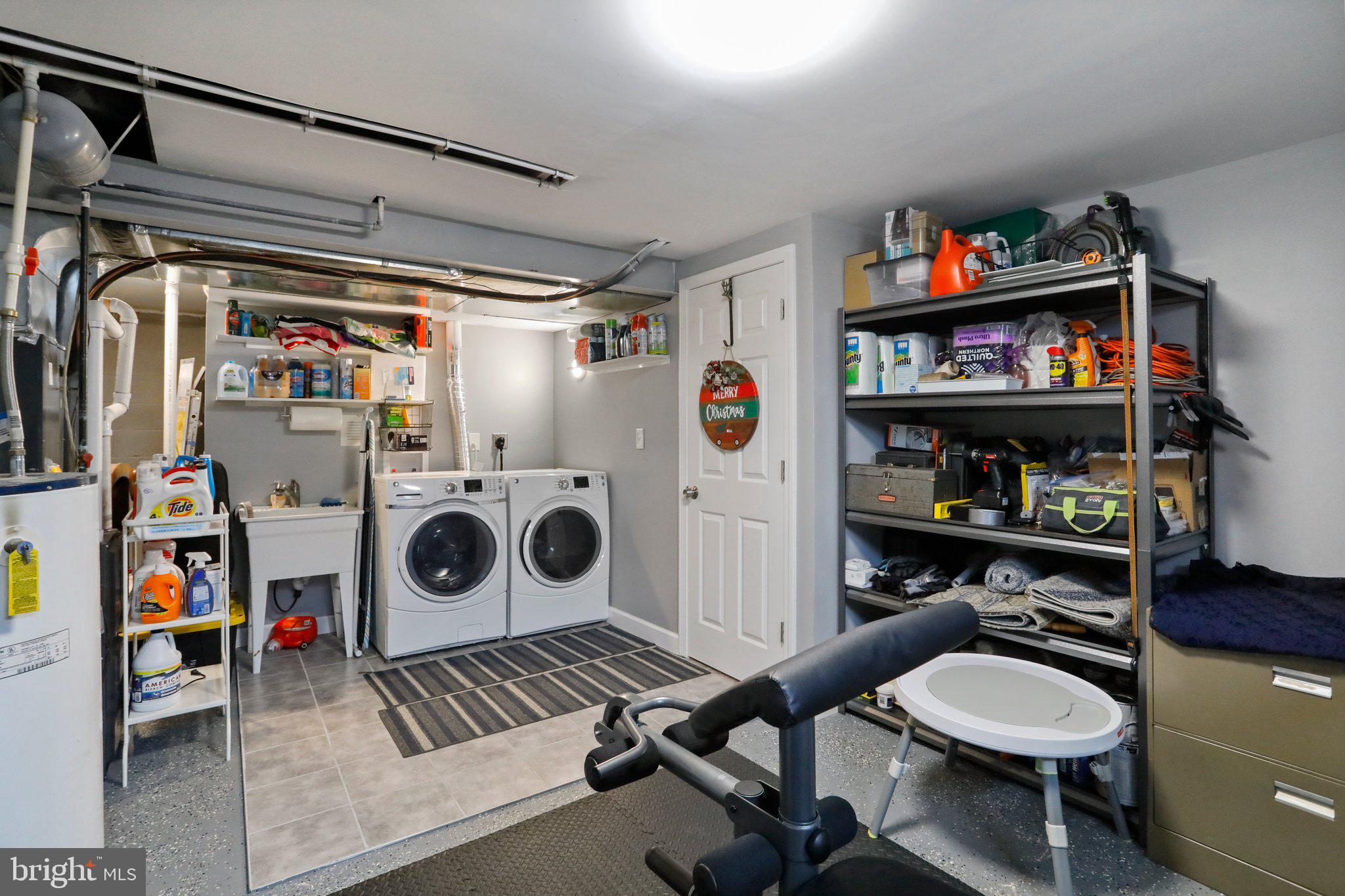 CATONSVILLE MANOR - Residential