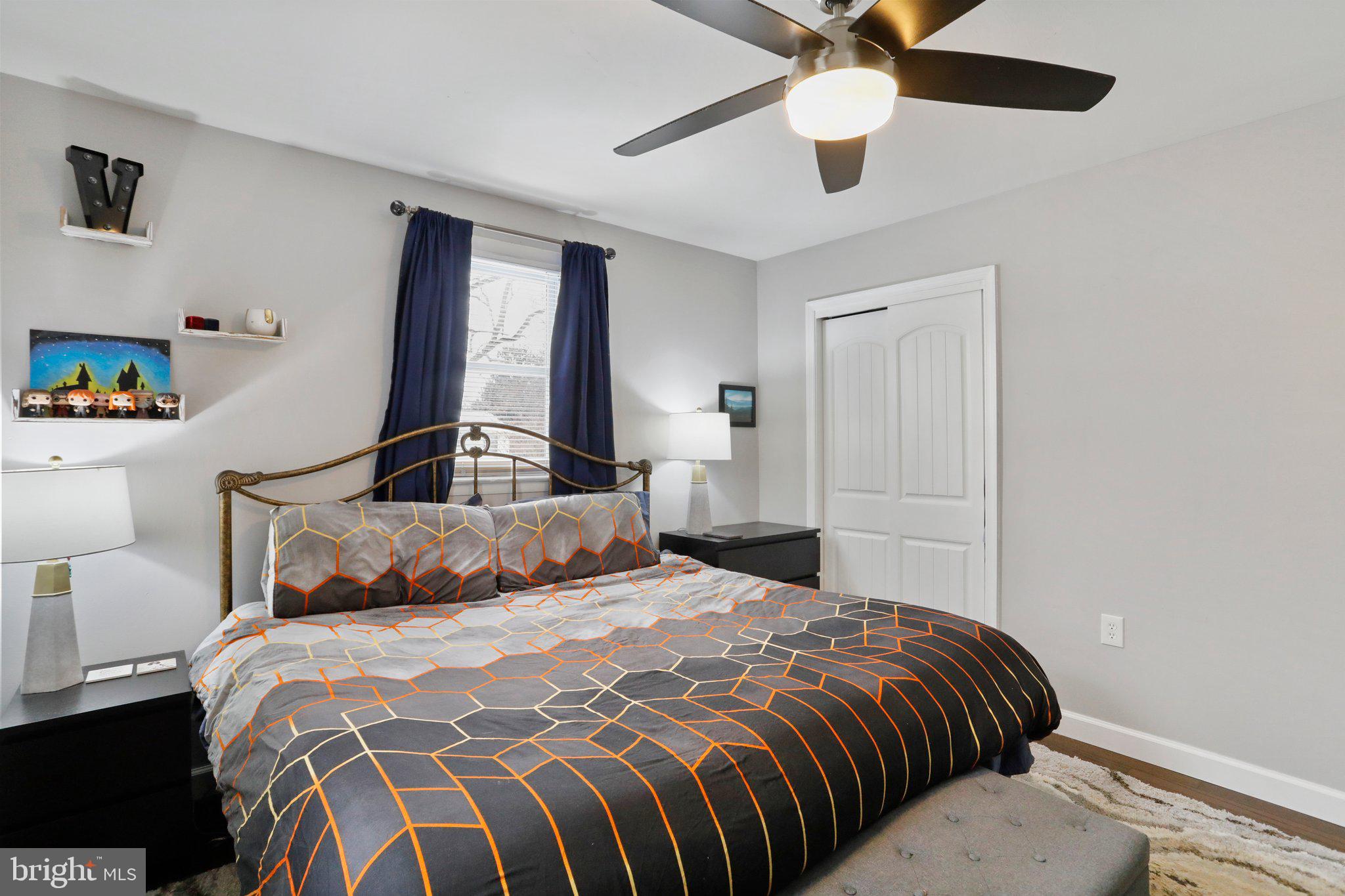 CATONSVILLE MANOR - Residential