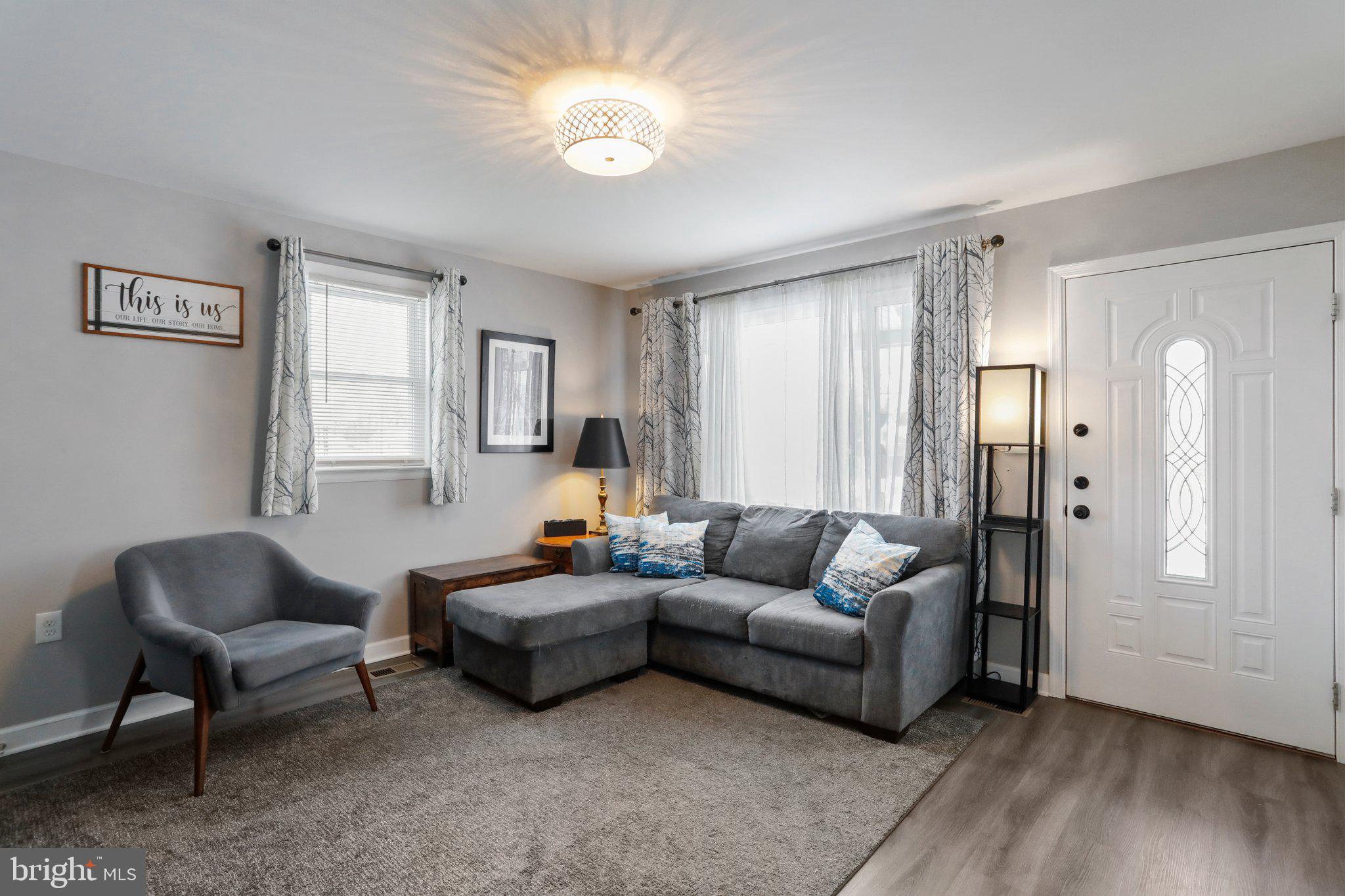 CATONSVILLE MANOR - Residential