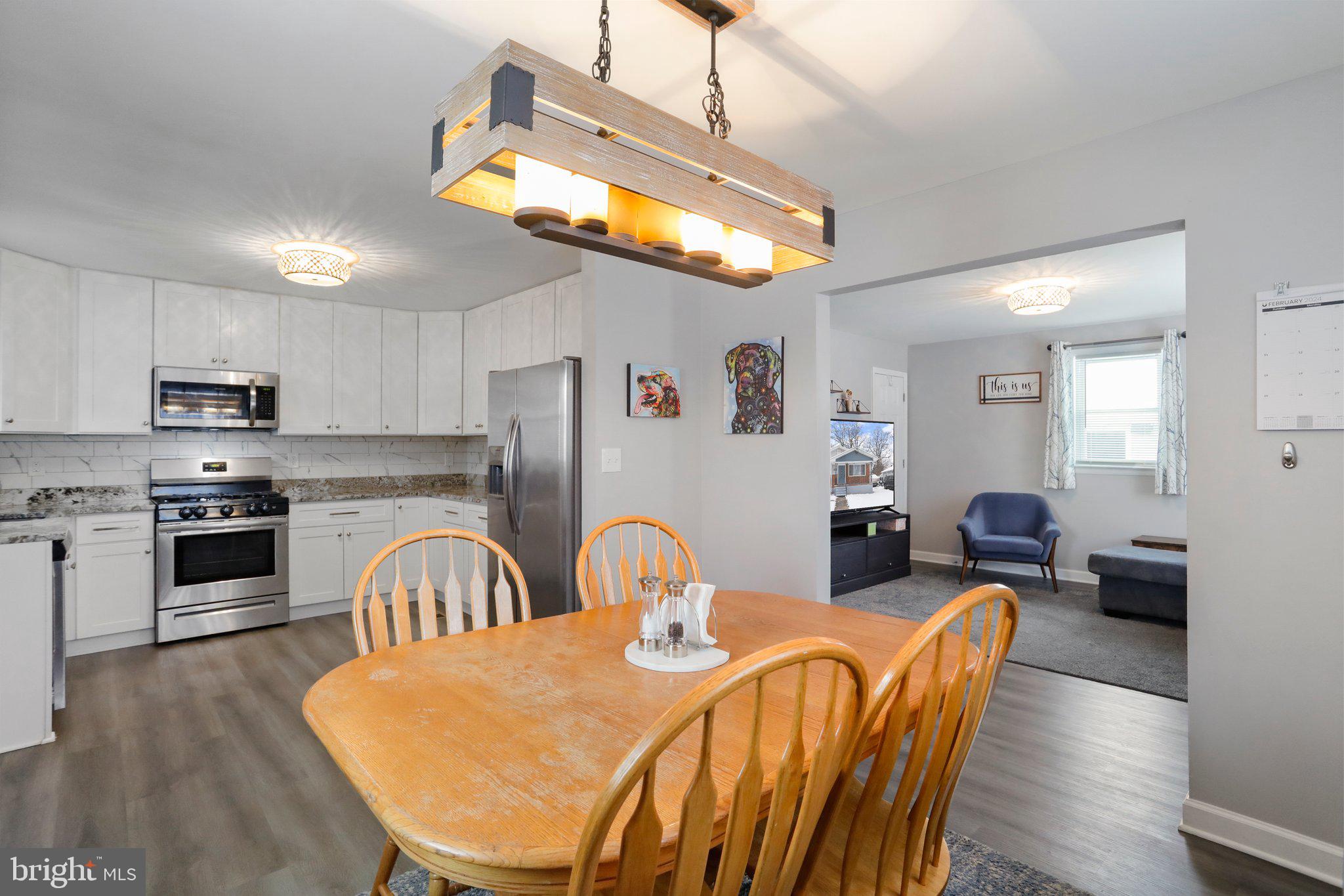 CATONSVILLE MANOR - Residential