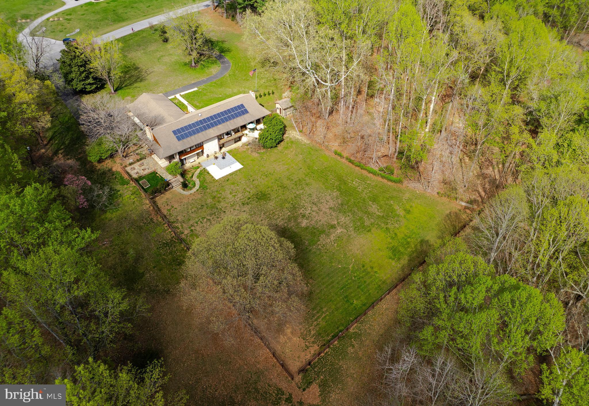 KERRICK MANOR - Residential