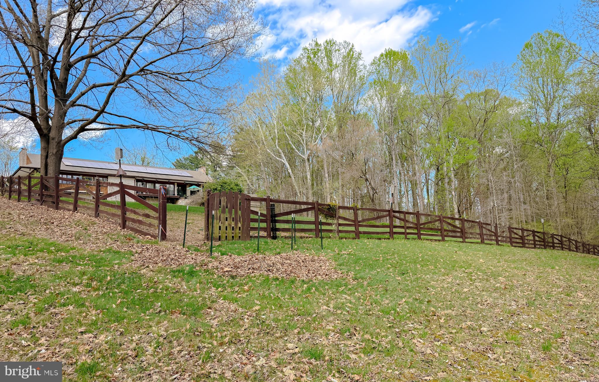 KERRICK MANOR - Residential
