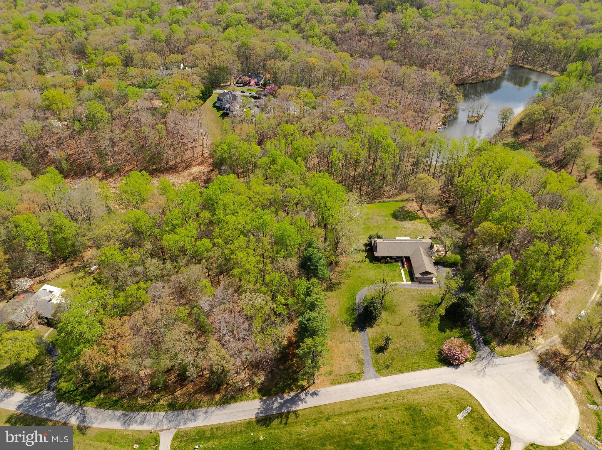 KERRICK MANOR - Residential