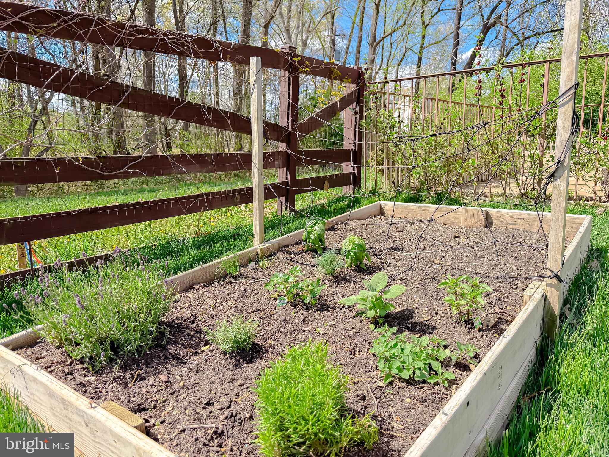 KERRICK MANOR - Residential