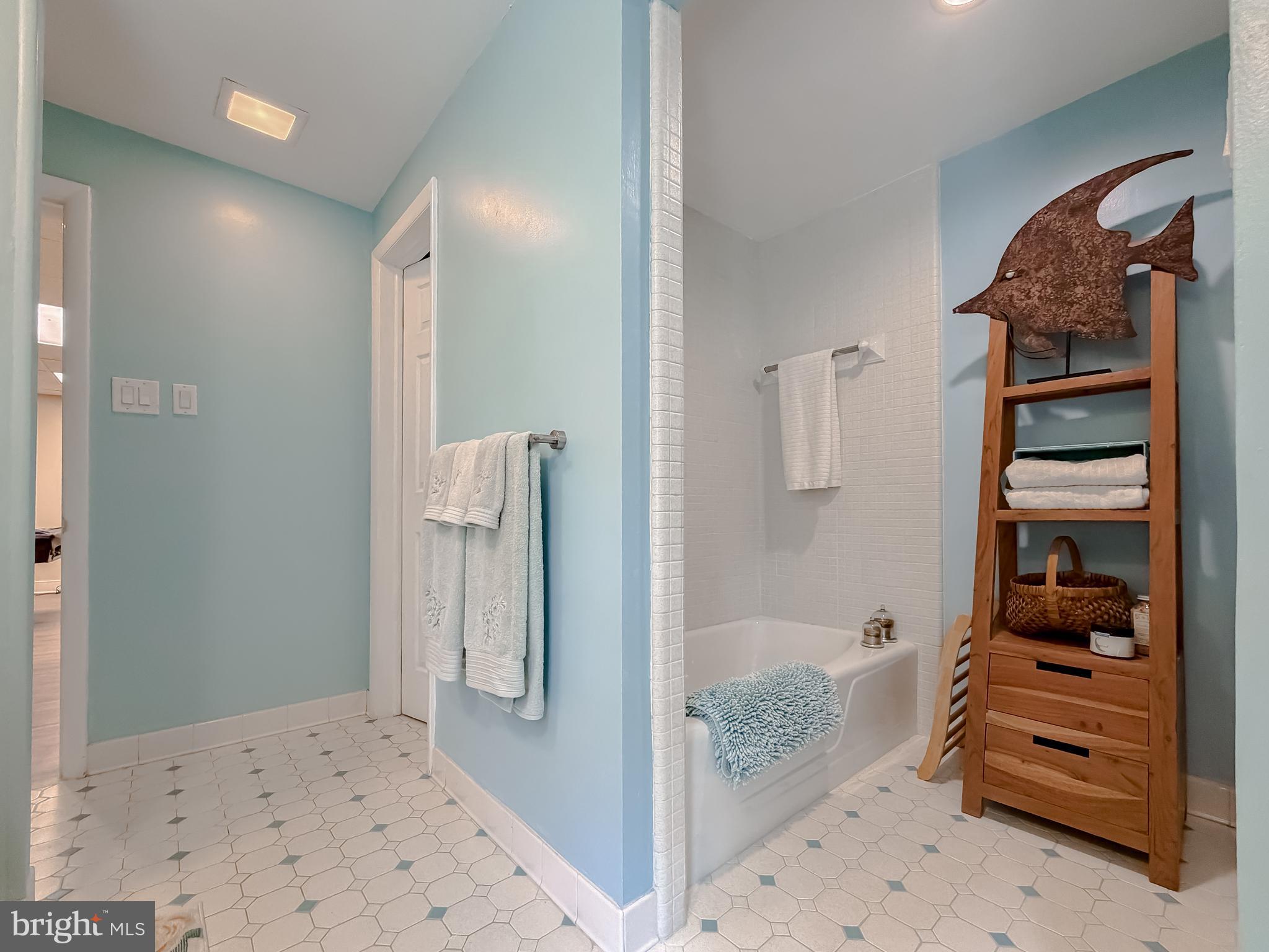 KERRICK MANOR - Residential