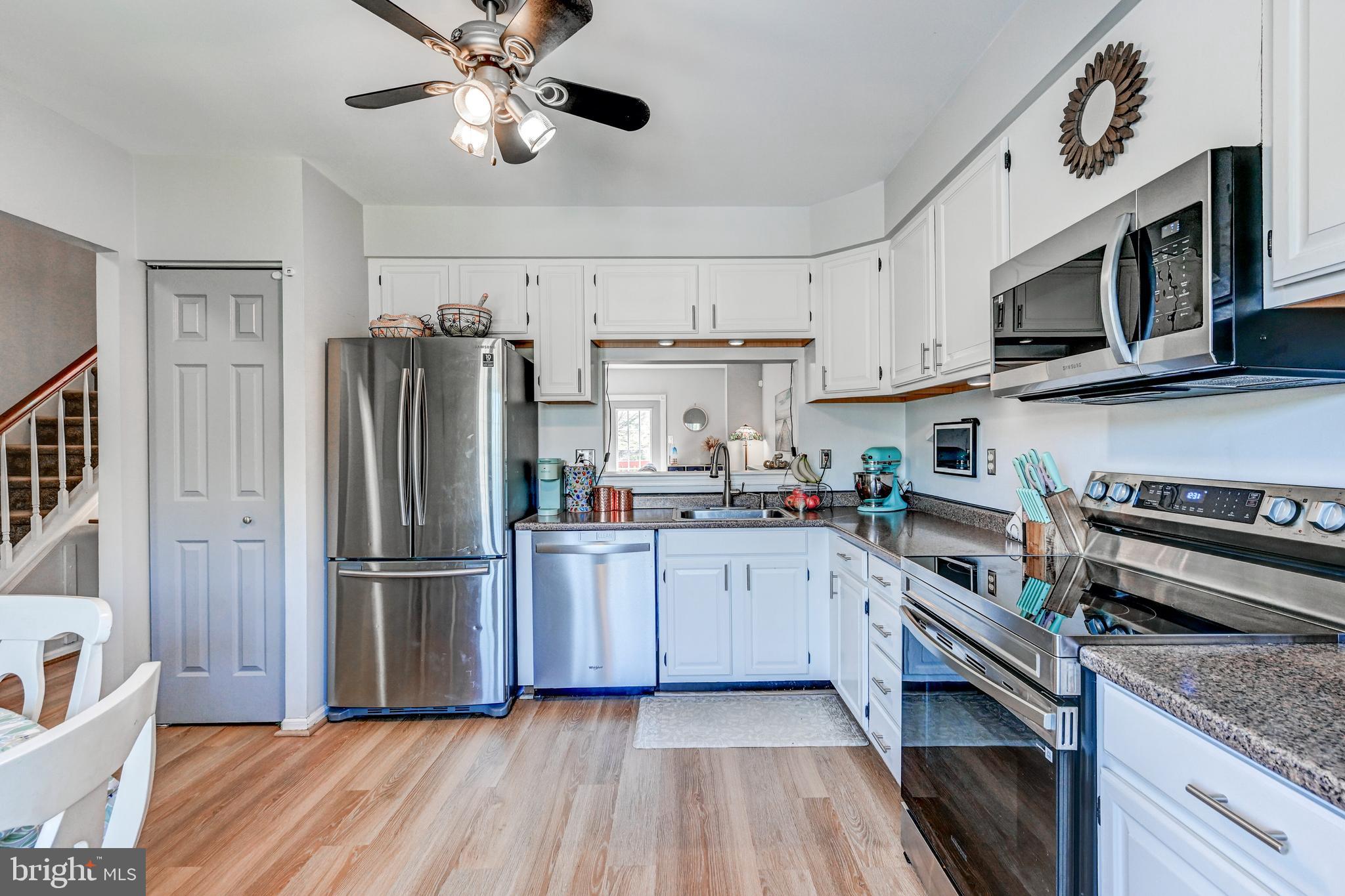 CROMWELL STATION - Residential