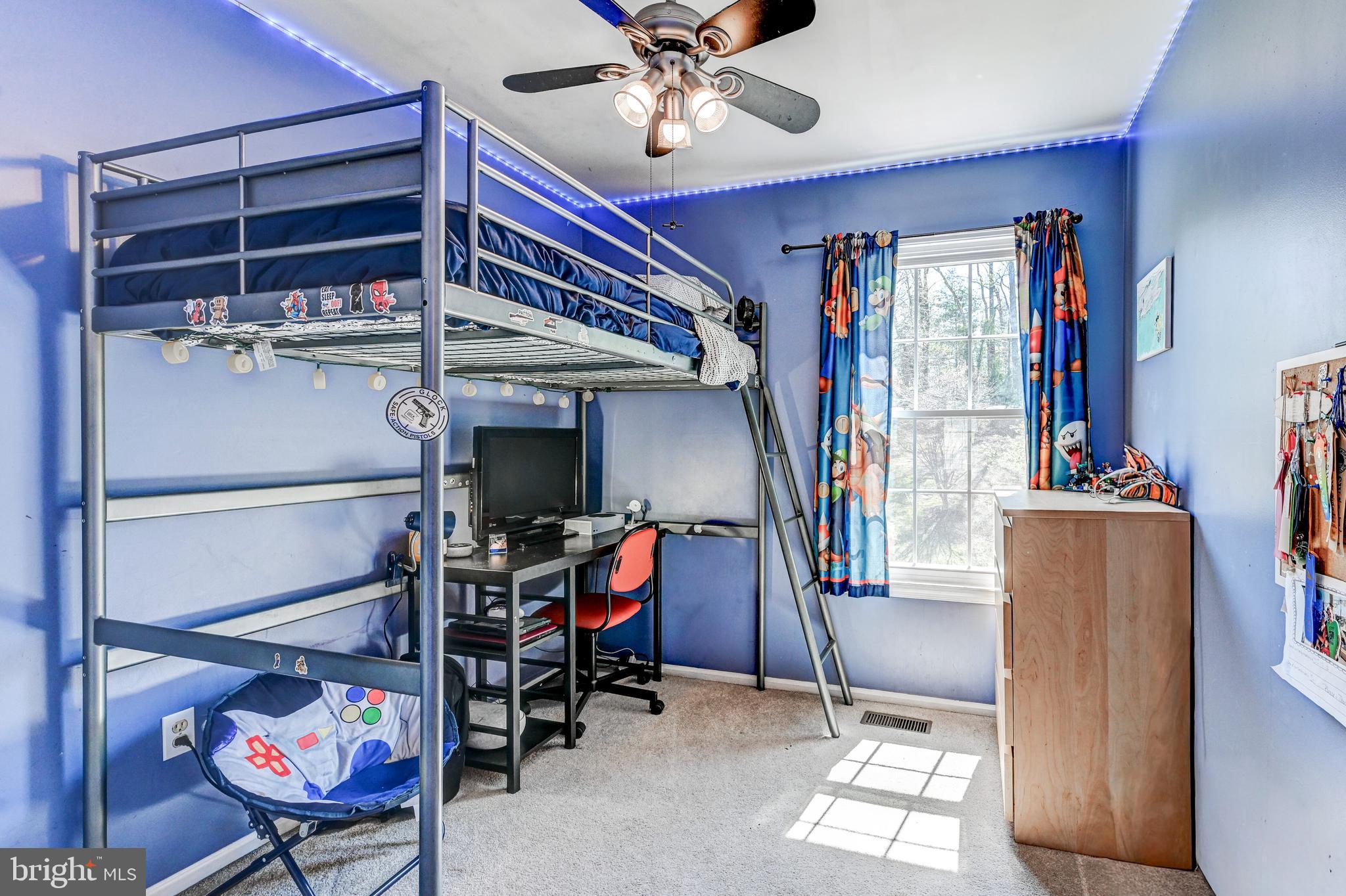 CROMWELL STATION - Residential