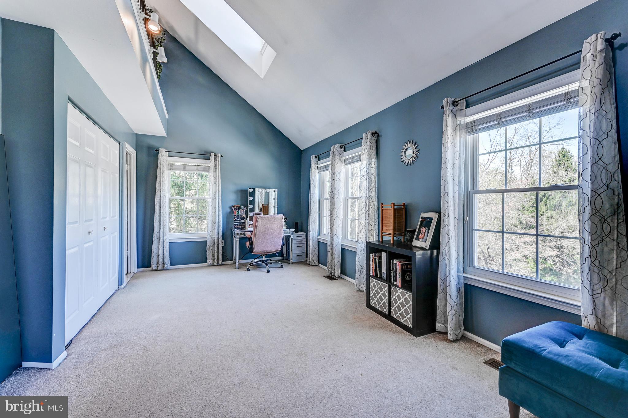 CROMWELL STATION - Residential