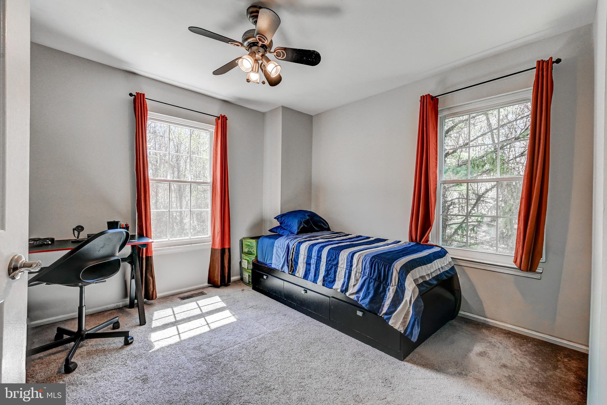 CROMWELL STATION - Residential