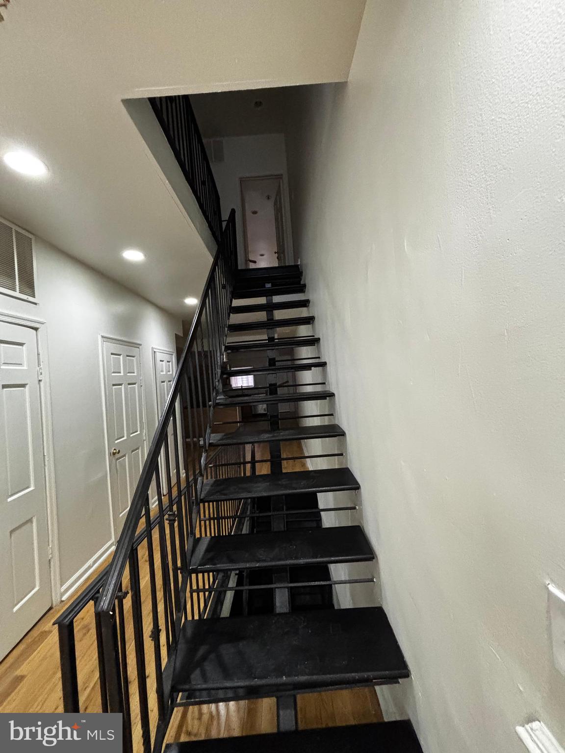 WASHINGTON VILLAGE - Residential