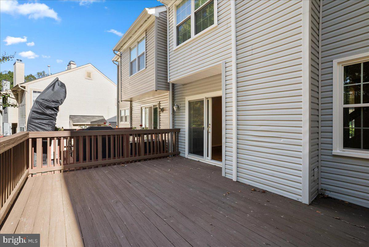 SOUTHERN OAKS - Residential Lease