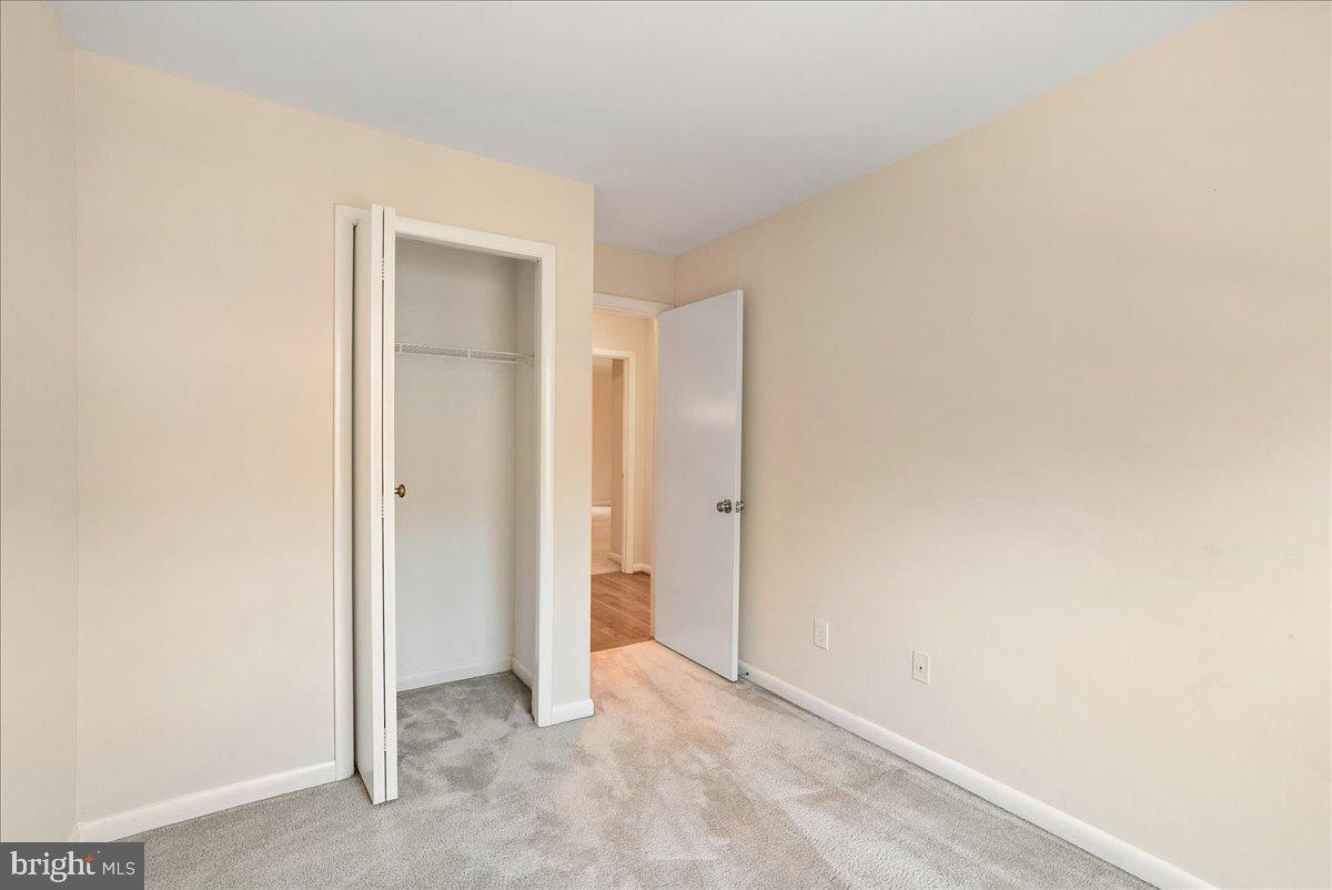 SOUTHERN OAKS - Residential Lease