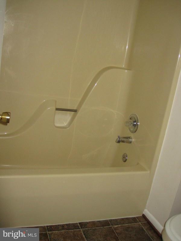 ASHLAR HILL - Residential Lease