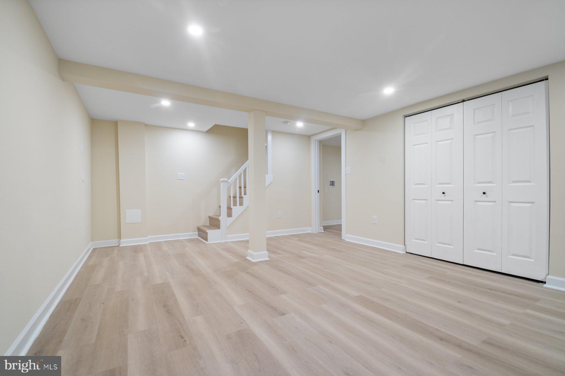 FRANKFORD - Residential