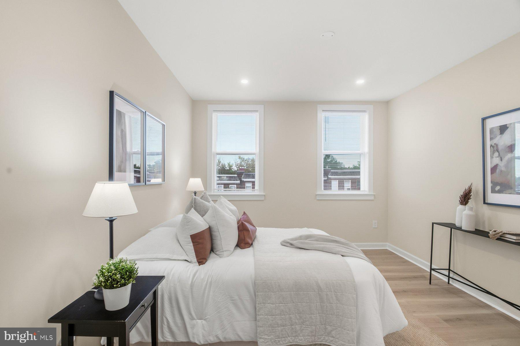 FRANKFORD - Residential