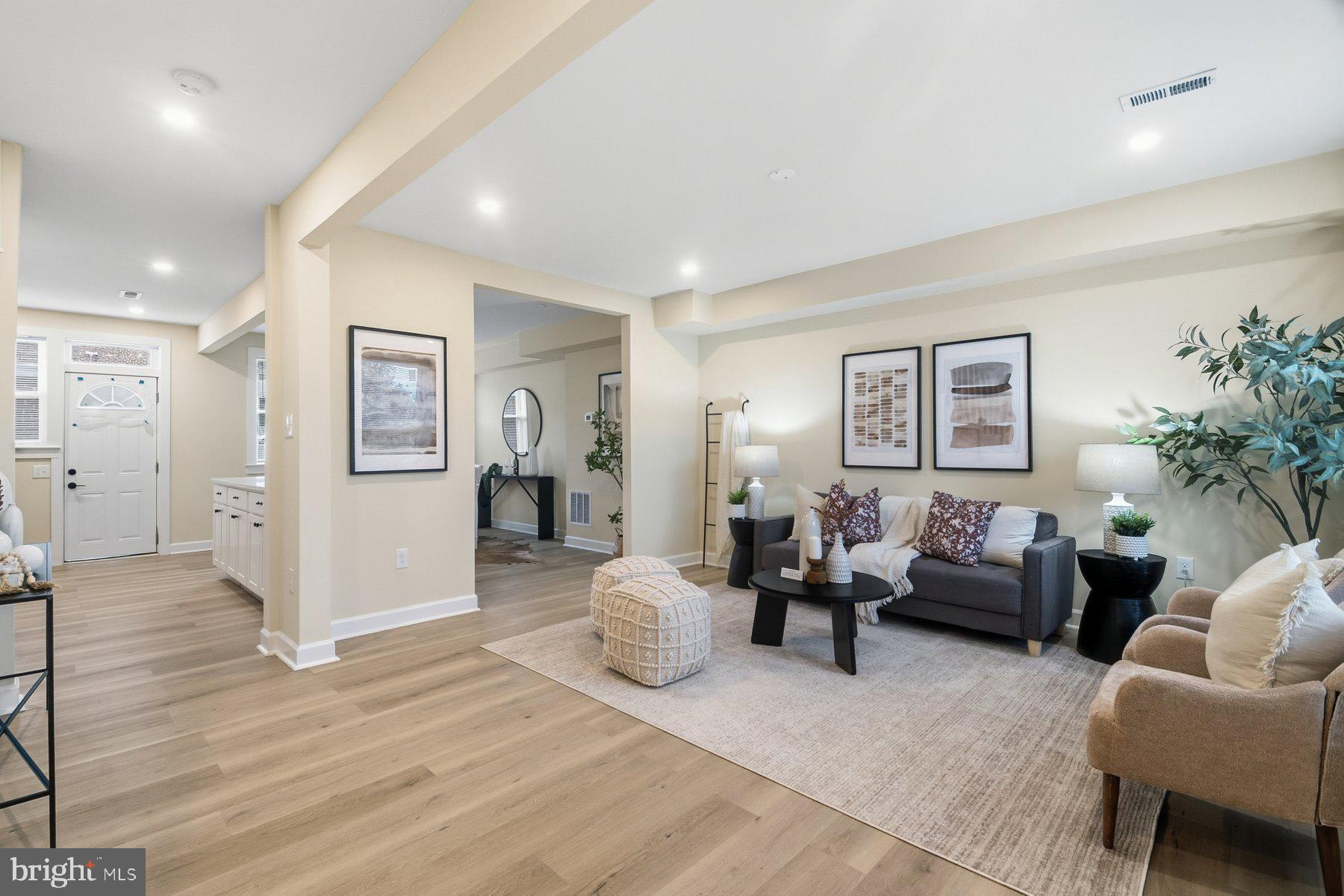 FRANKFORD - Residential