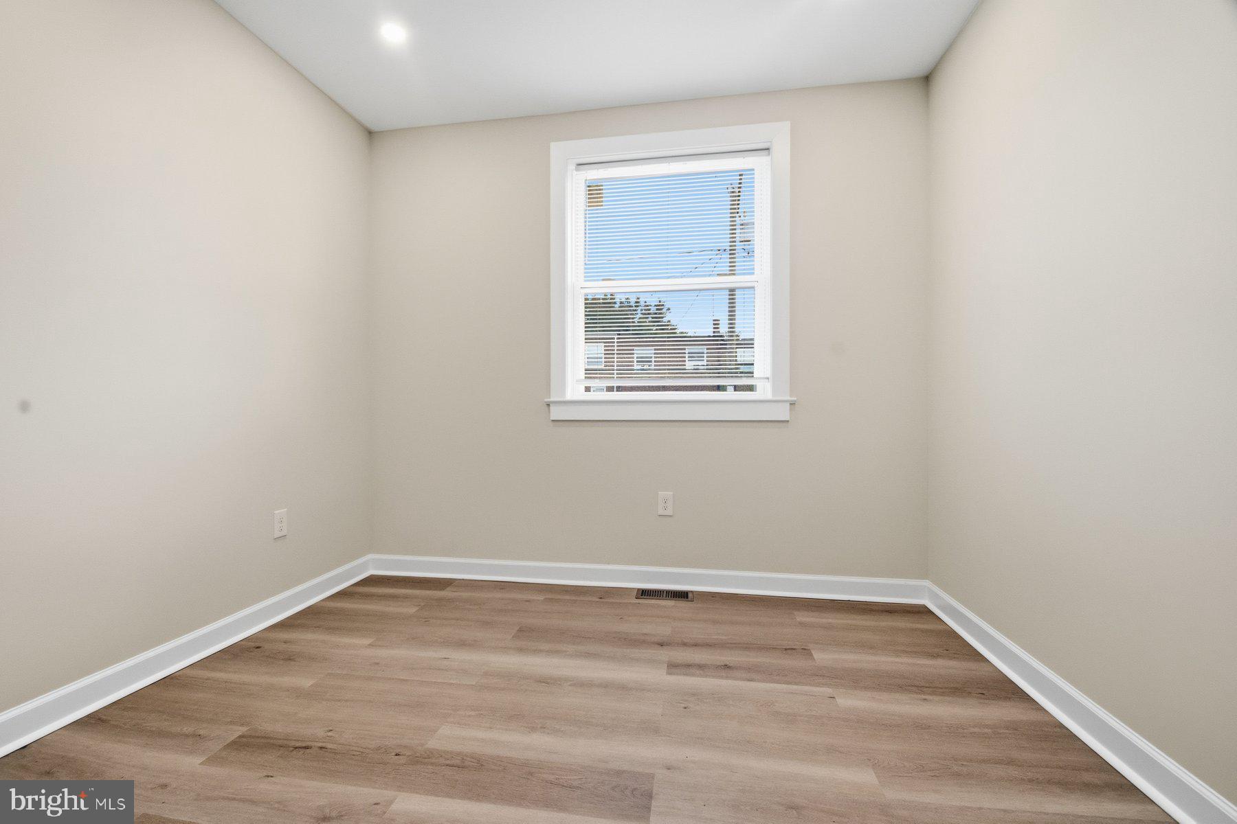 FRANKFORD - Residential