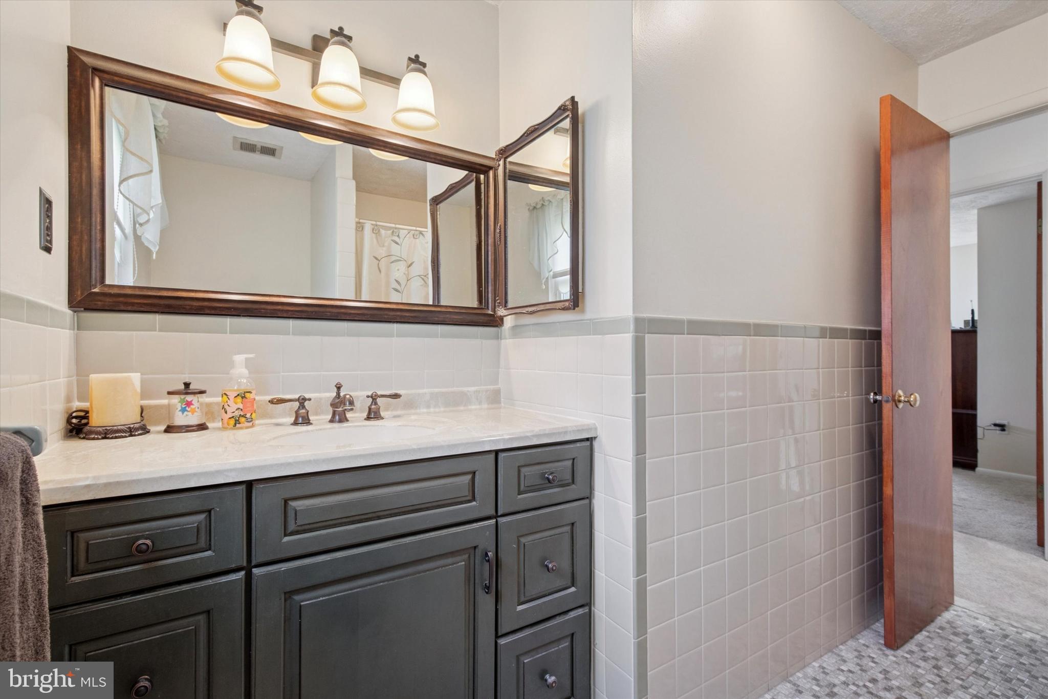 MANORLU HILLS - Residential