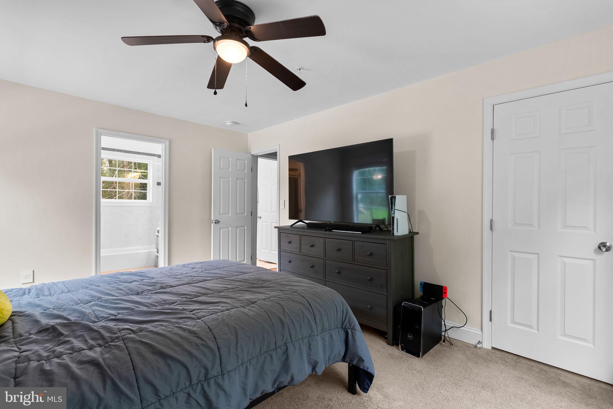 CLINTON - Residential