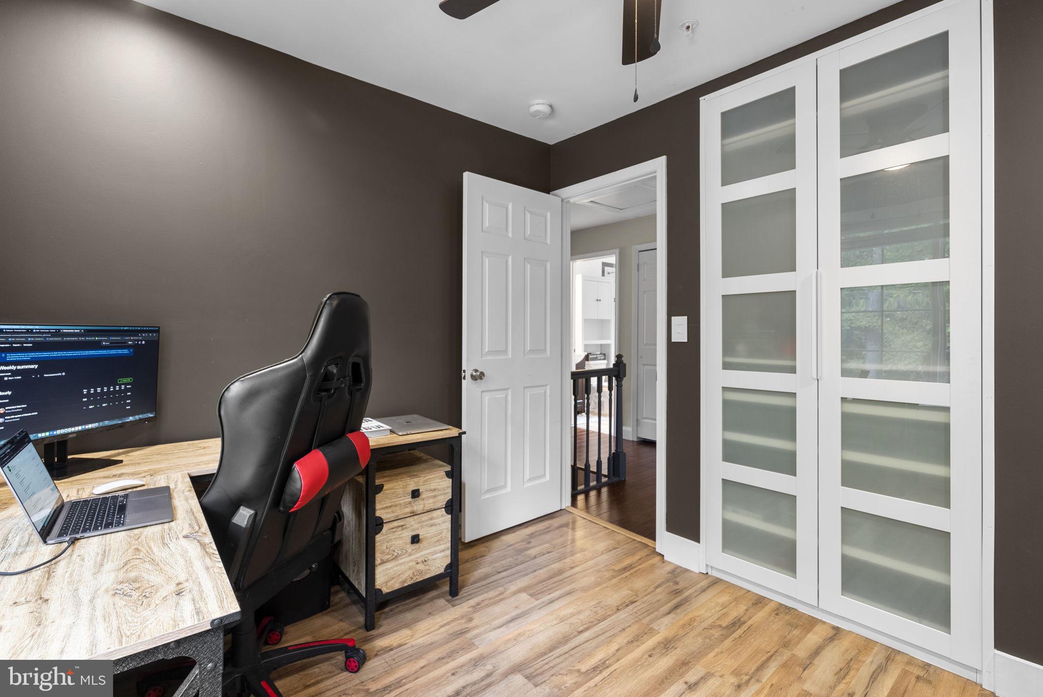 CLINTON - Residential