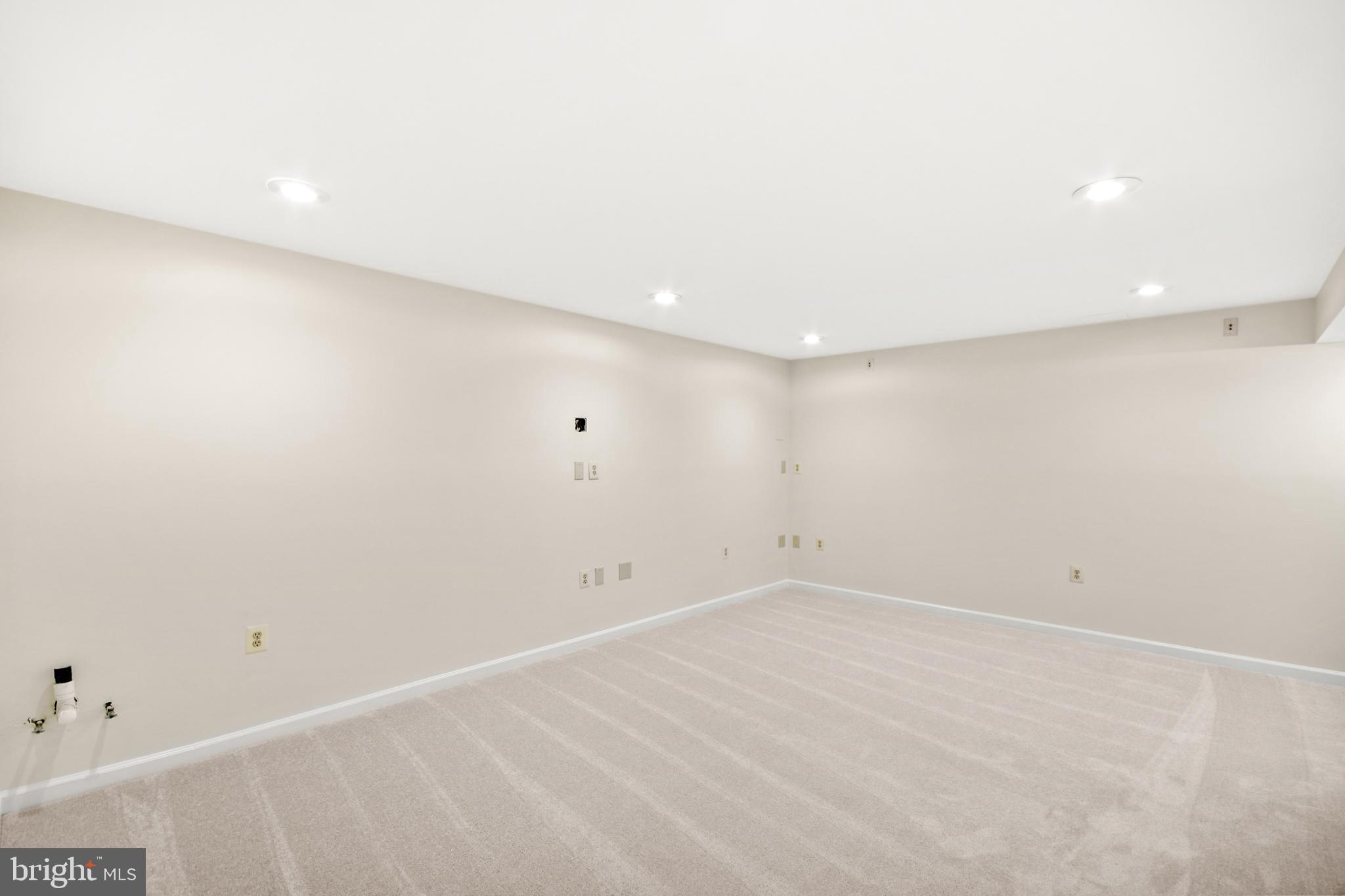 JUG BRIDGE HILL - Residential