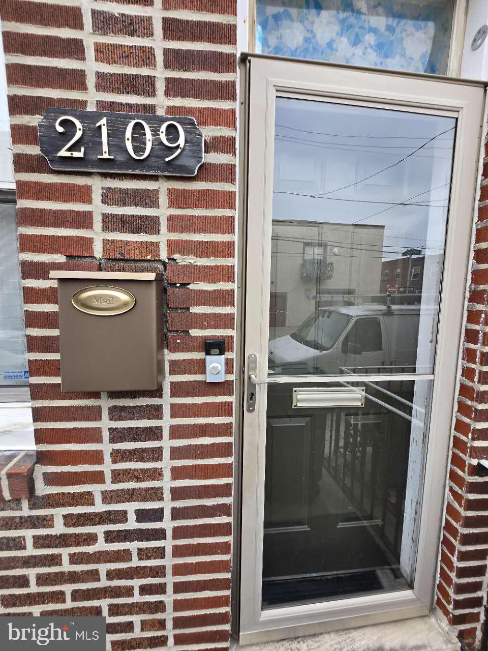Welcome to 2109 S 9th St, Philadelphia, a beautifully maintained home featuring 3 spacious bedrooms with ample closets, 1 bathrooms, an open-concept living room with hardwood floors, and a modern kitchen perfect for entertaining. The fully finished basement offers additional versatile space, while cozy carpeting adds warmth to the upper-level bedrooms. Currently tenant-occupied and meticulously kept, this property blends comfort, style, and investment potential in a prime South Philadelphia location. This property presents an excellent investment opportunity, whether you're looking to continue its use as a rental or make it your own residence. The combination of its prime location, well-maintained condition, and desirable features make it a standout choice in today's market.
Don't miss the chance to own this charming townhouse in one of Philadelphia's most sought-after neighborhoods. Contact me today to schedule a viewing .