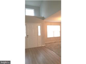 16 SADDLE RIDGE COURT