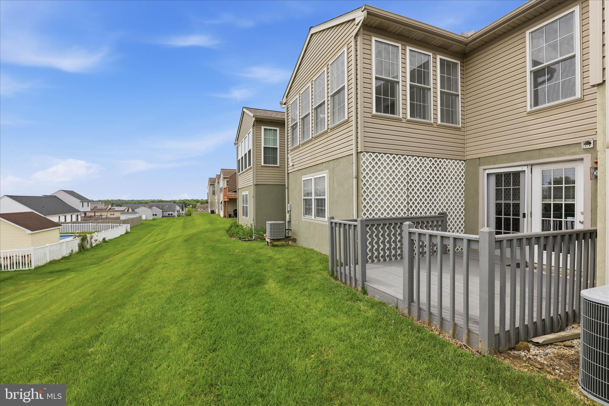MALLARD PONDS - Residential