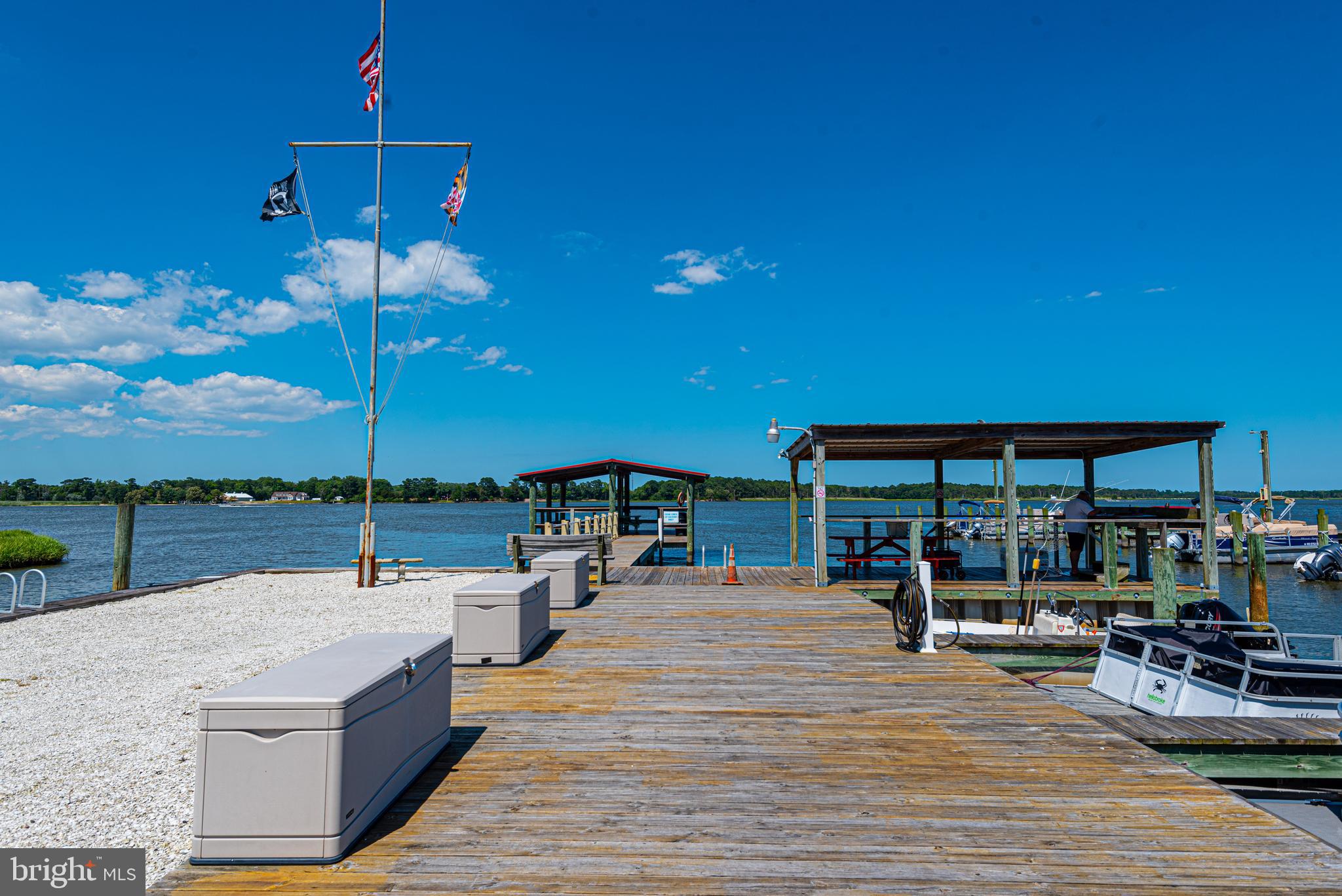 WHITE HORSE PARK I - Residential