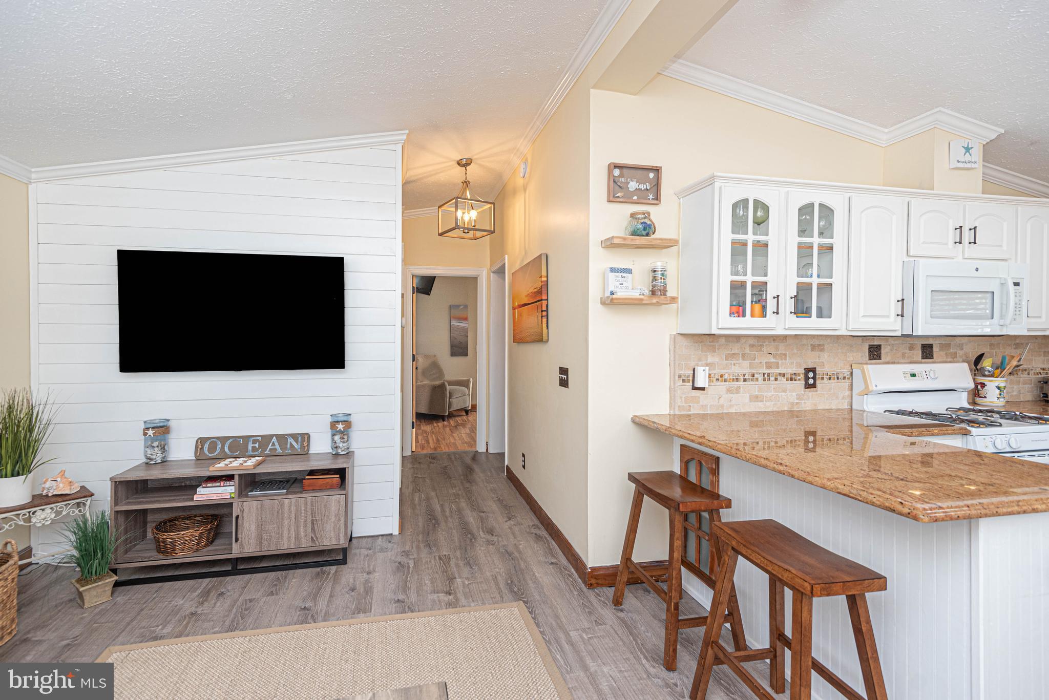 WHITE HORSE PARK I - Residential