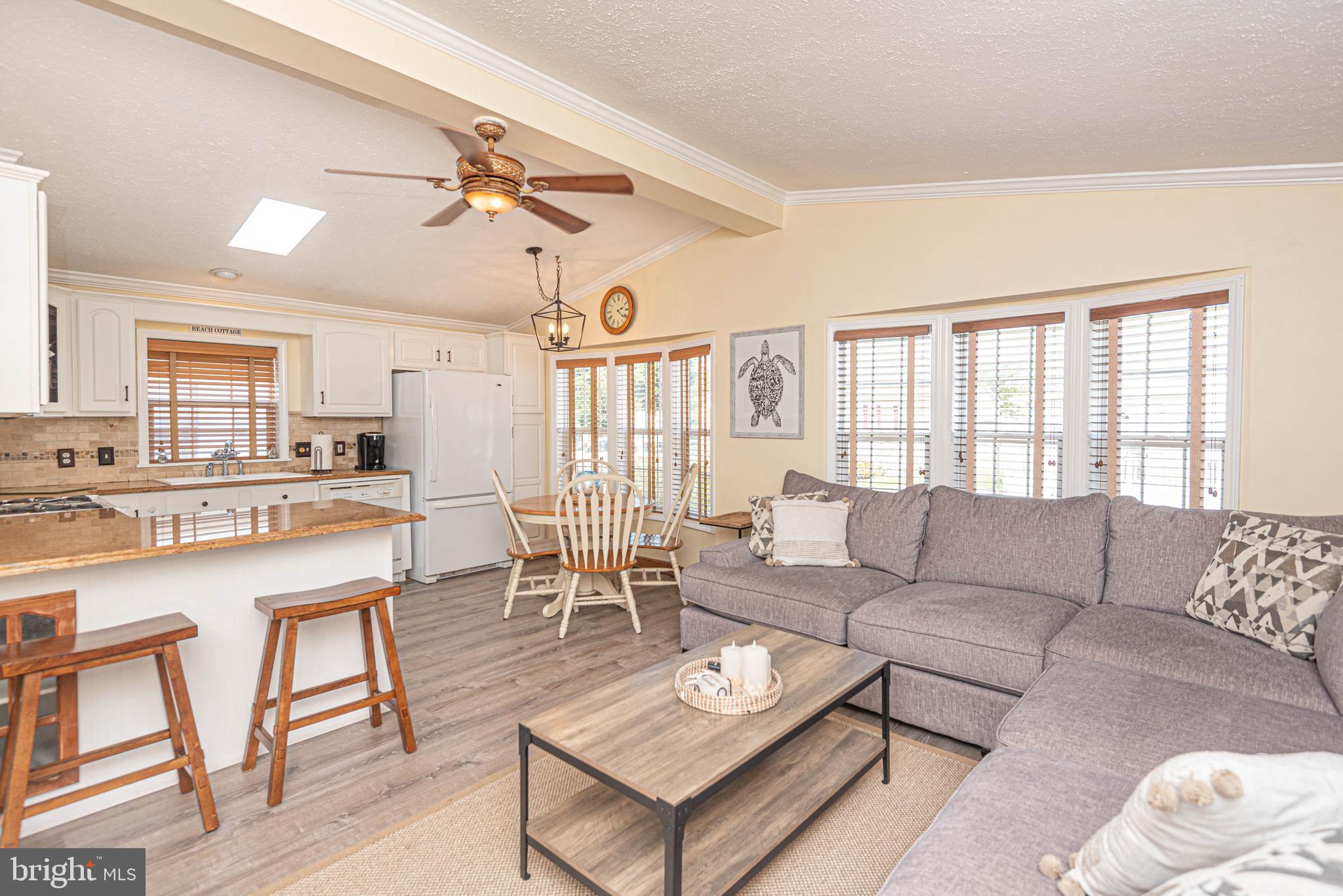 WHITE HORSE PARK I - Residential