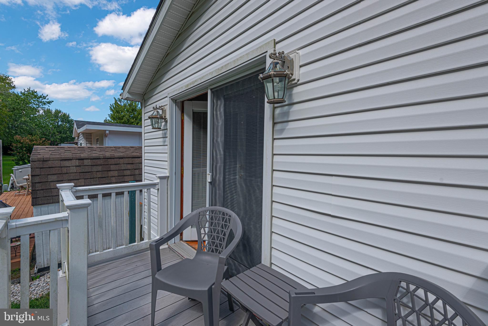 WHITE HORSE PARK I - Residential