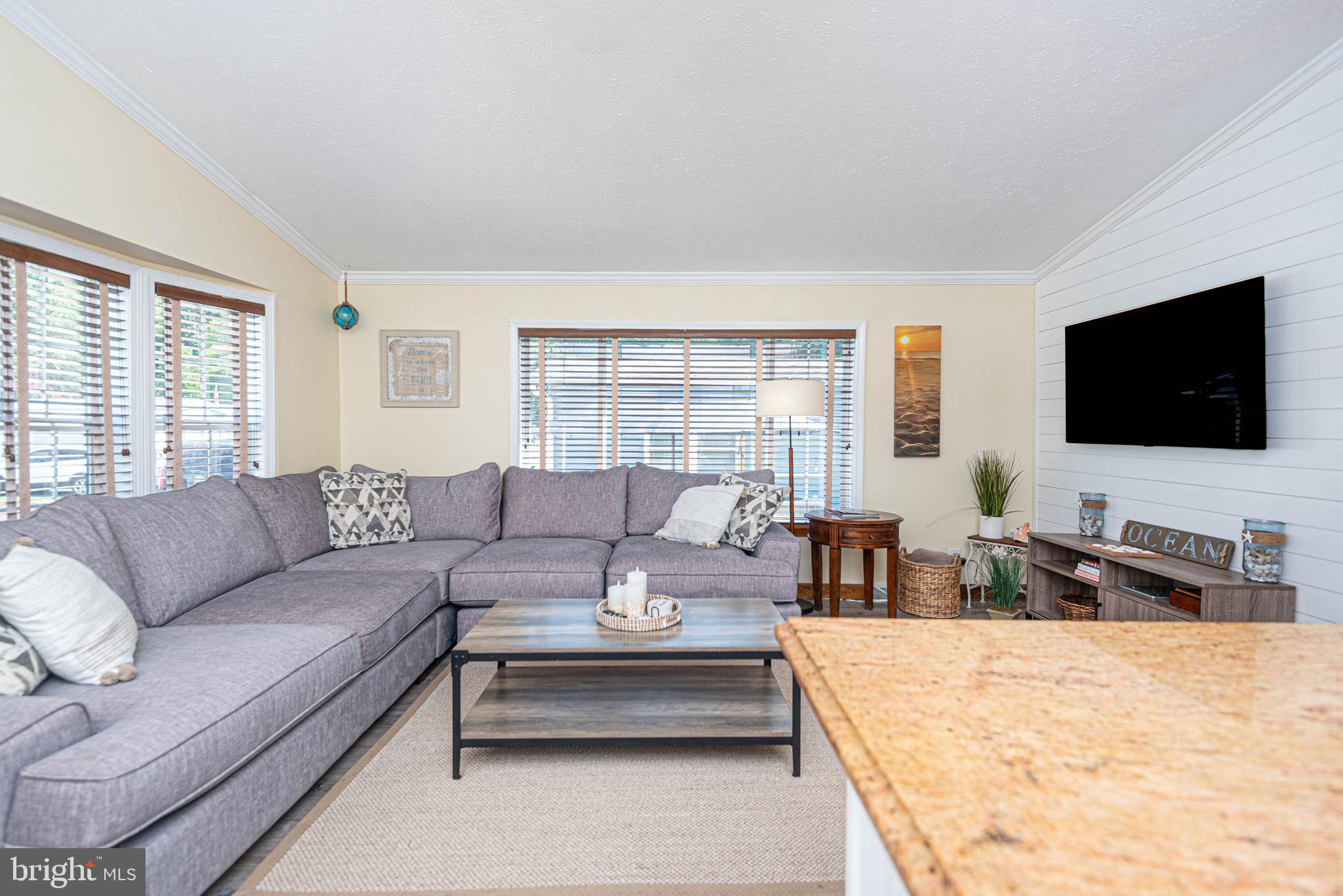 WHITE HORSE PARK I - Residential