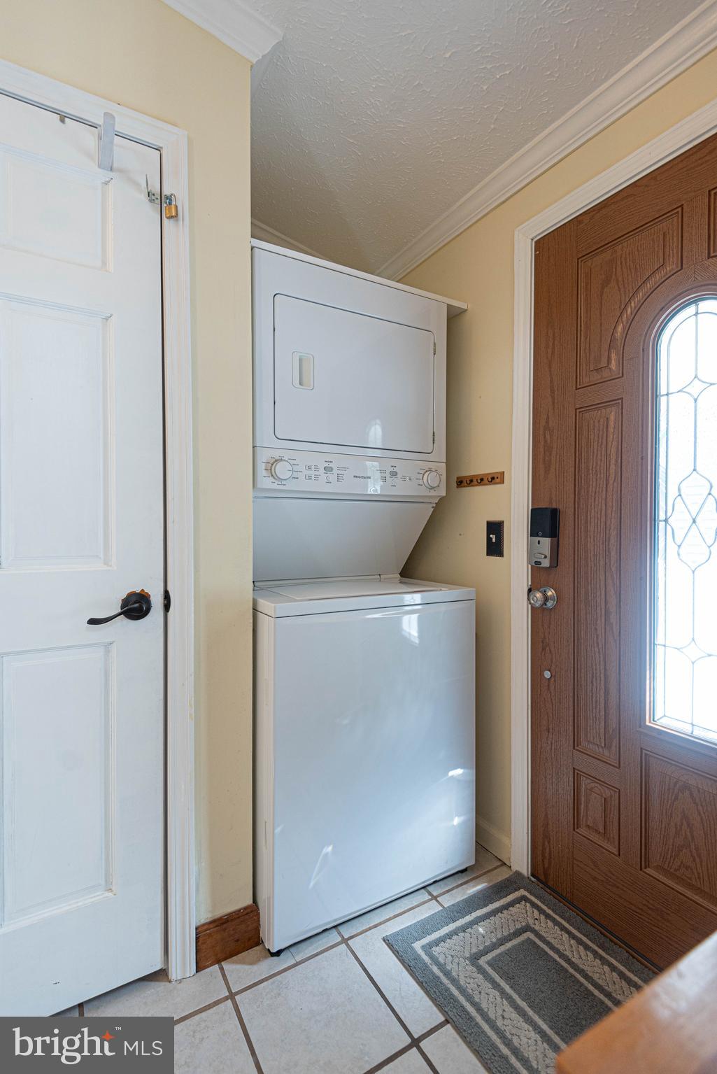 WHITE HORSE PARK I - Residential