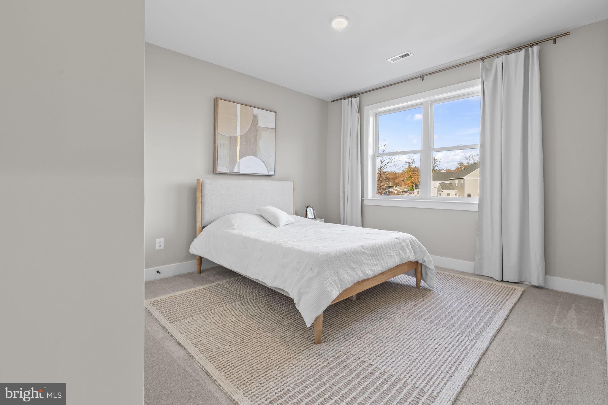 TRITON COMMONS - Residential