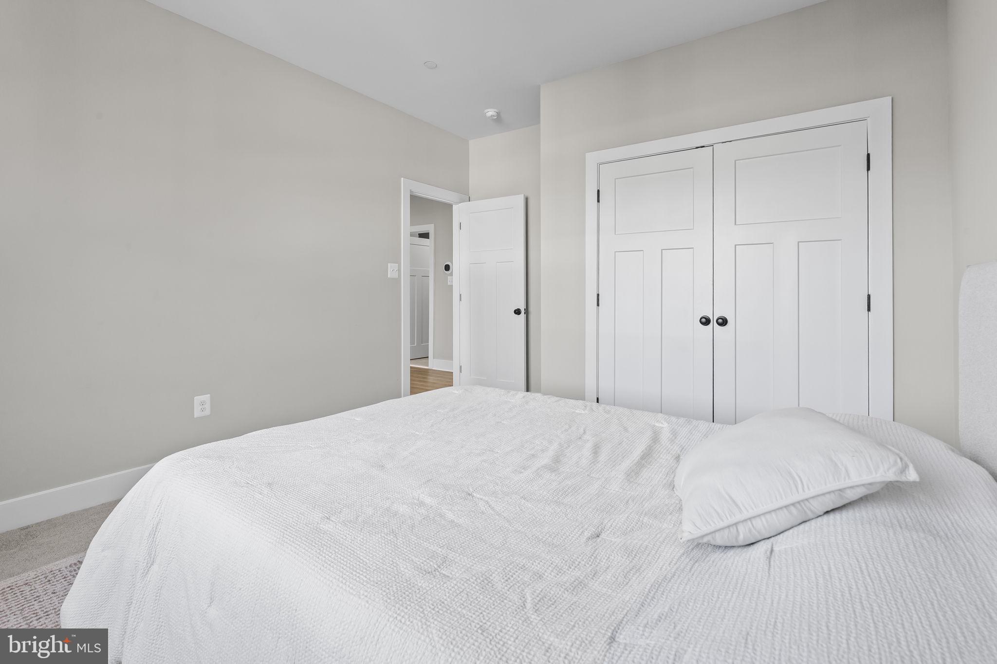 TRITON COMMONS - Residential