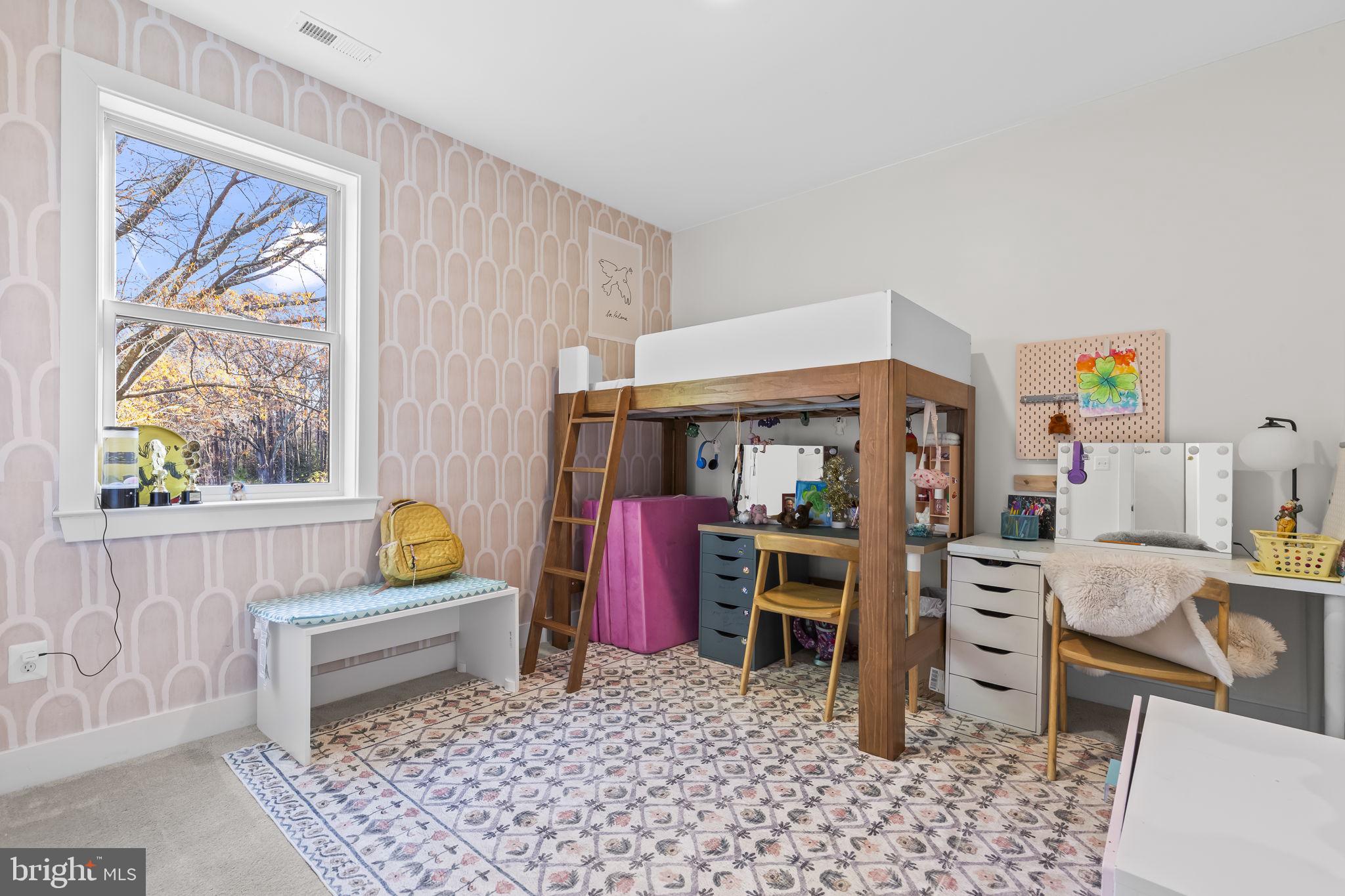 TRITON COMMONS - Residential