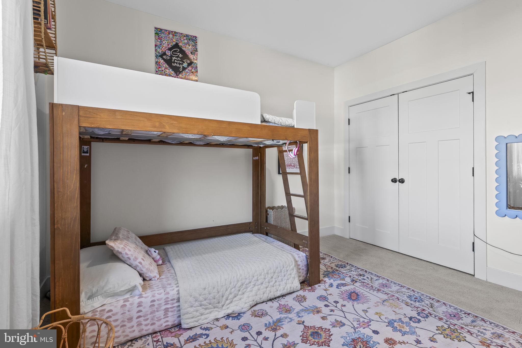 TRITON COMMONS - Residential