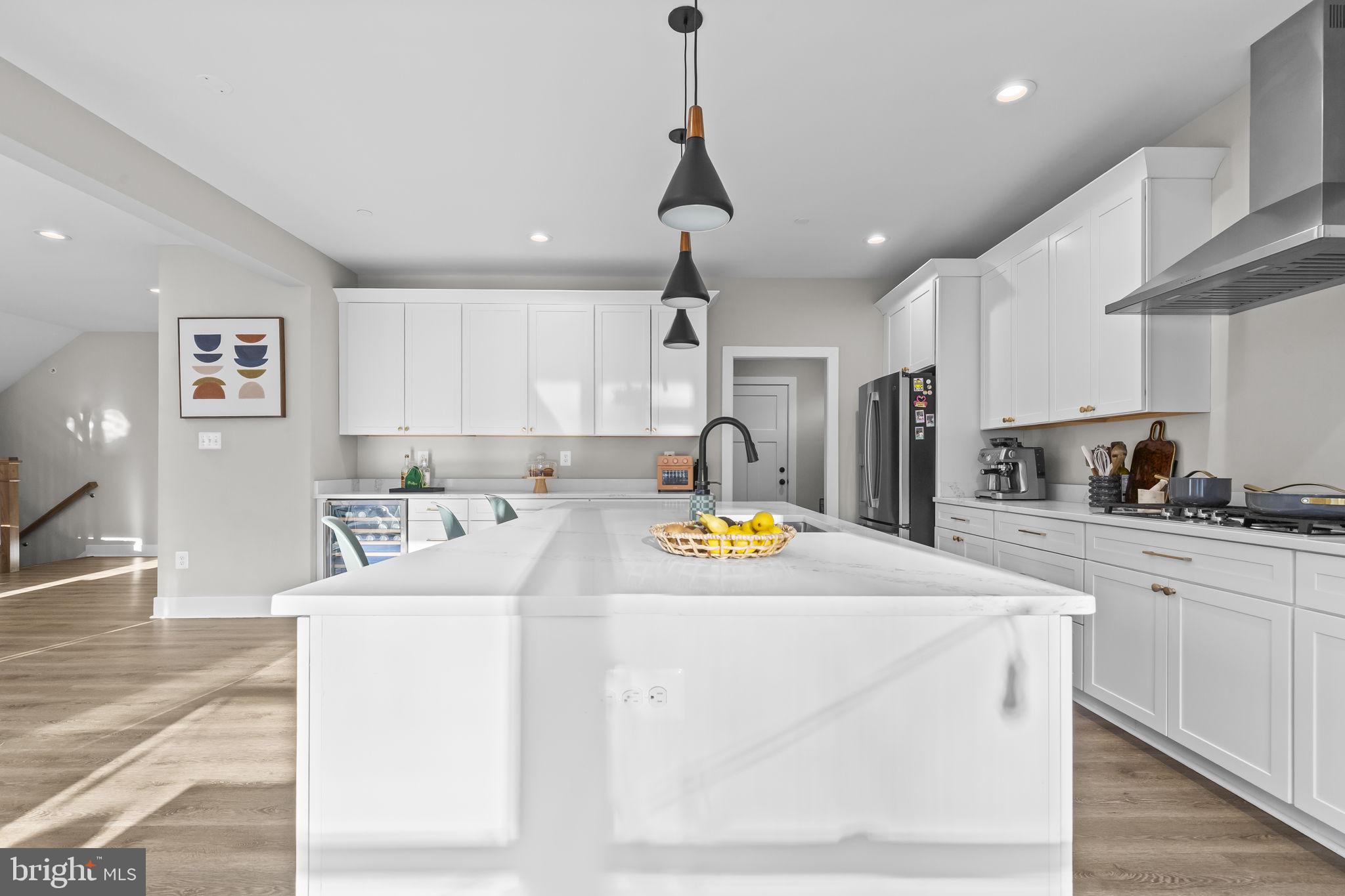 TRITON COMMONS - Residential