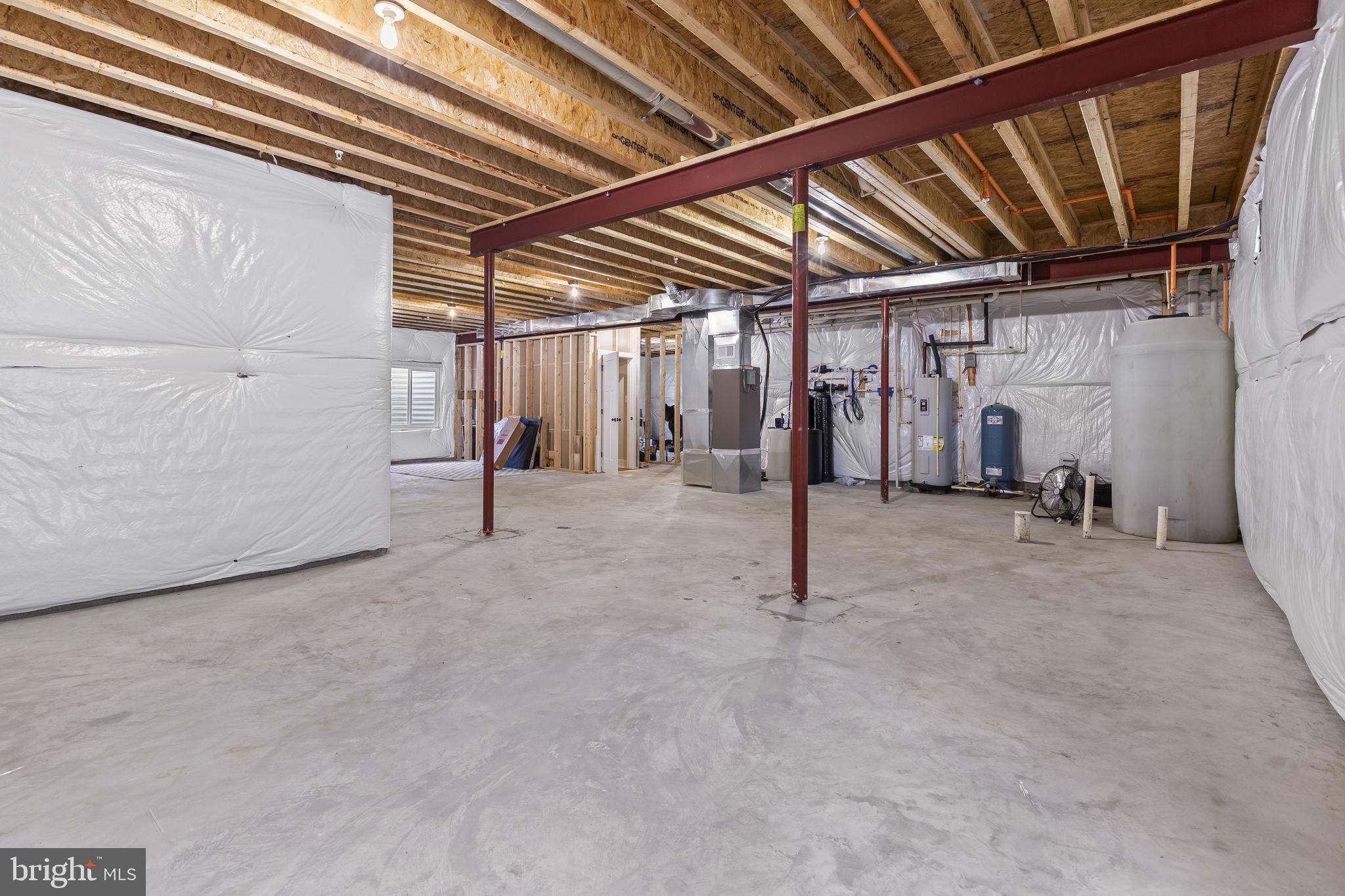 TRITON COMMONS - Residential