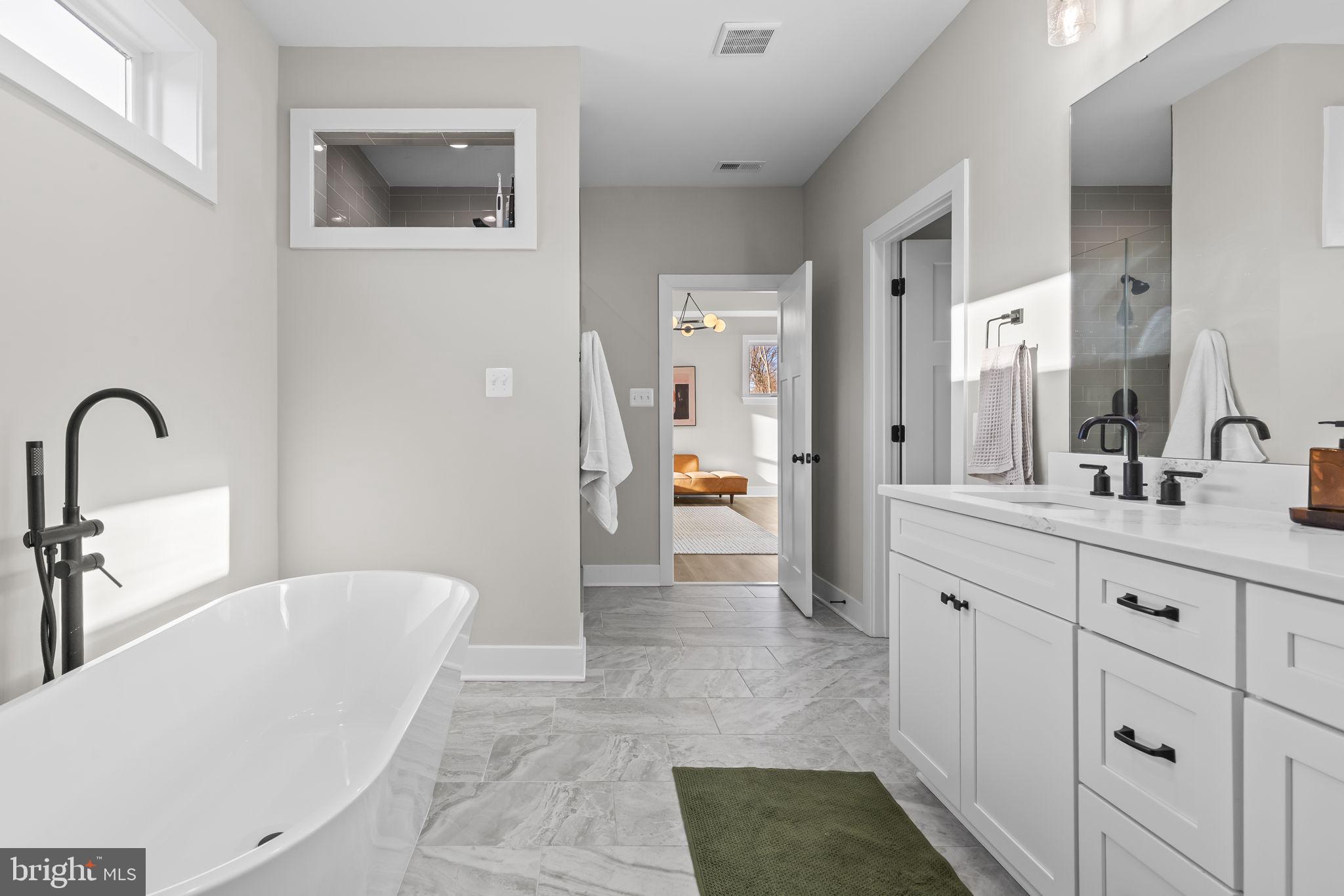 TRITON COMMONS - Residential