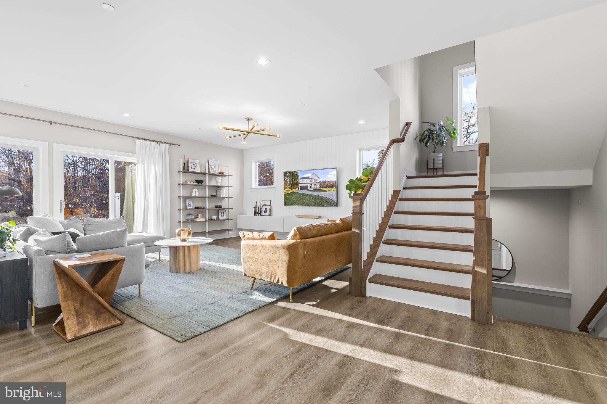 TRITON COMMONS - Residential