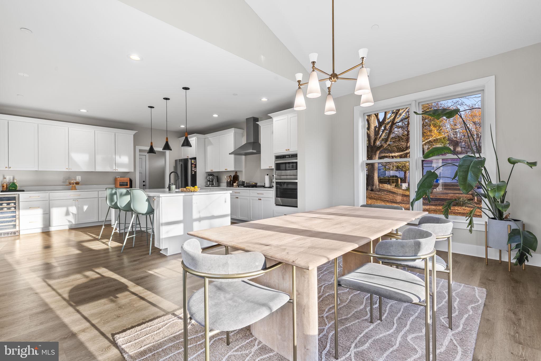 TRITON COMMONS - Residential